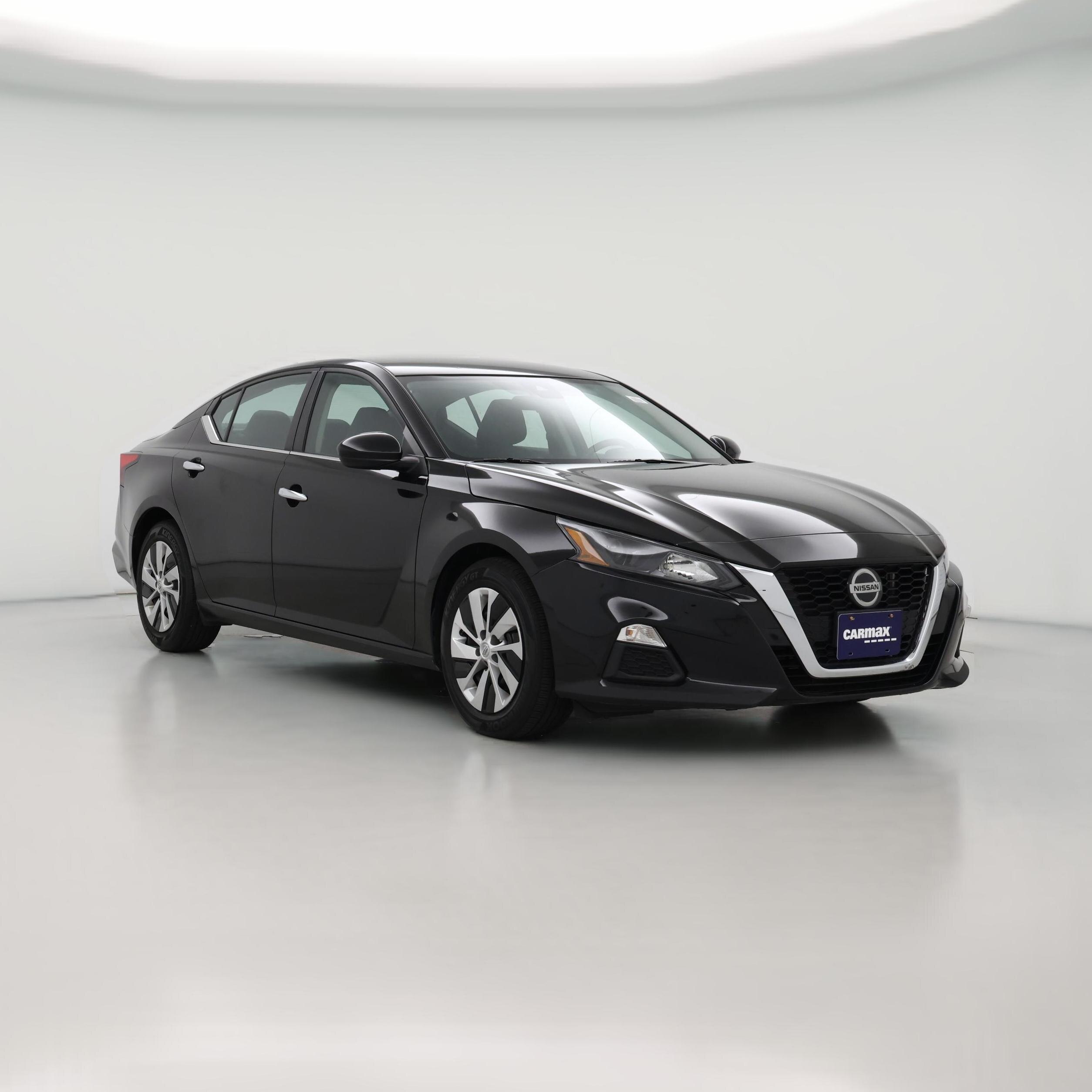 Thumbnail: 2022 Nissan Altima - 1