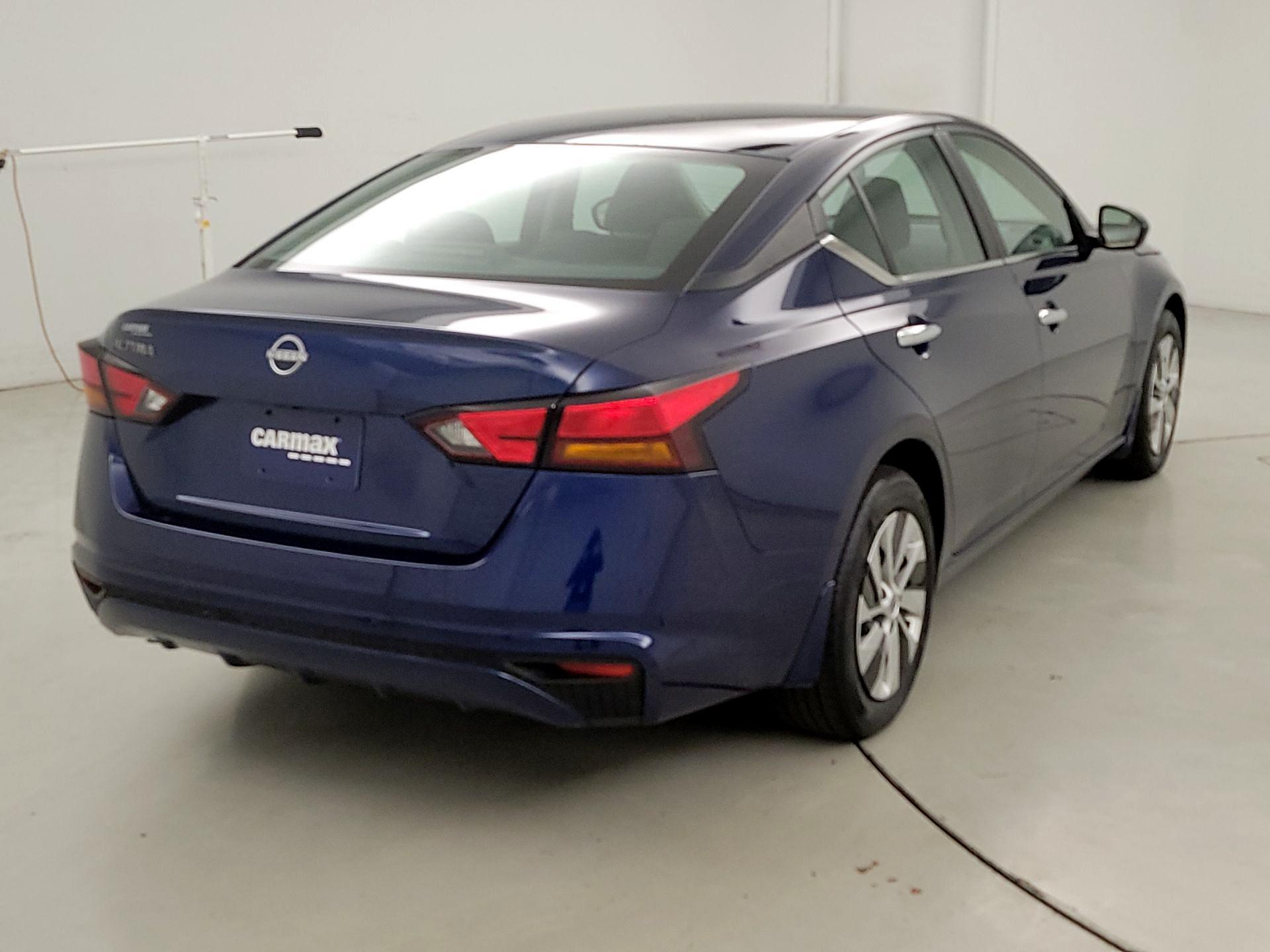 Thumbnail: 2023 Nissan Altima - 5