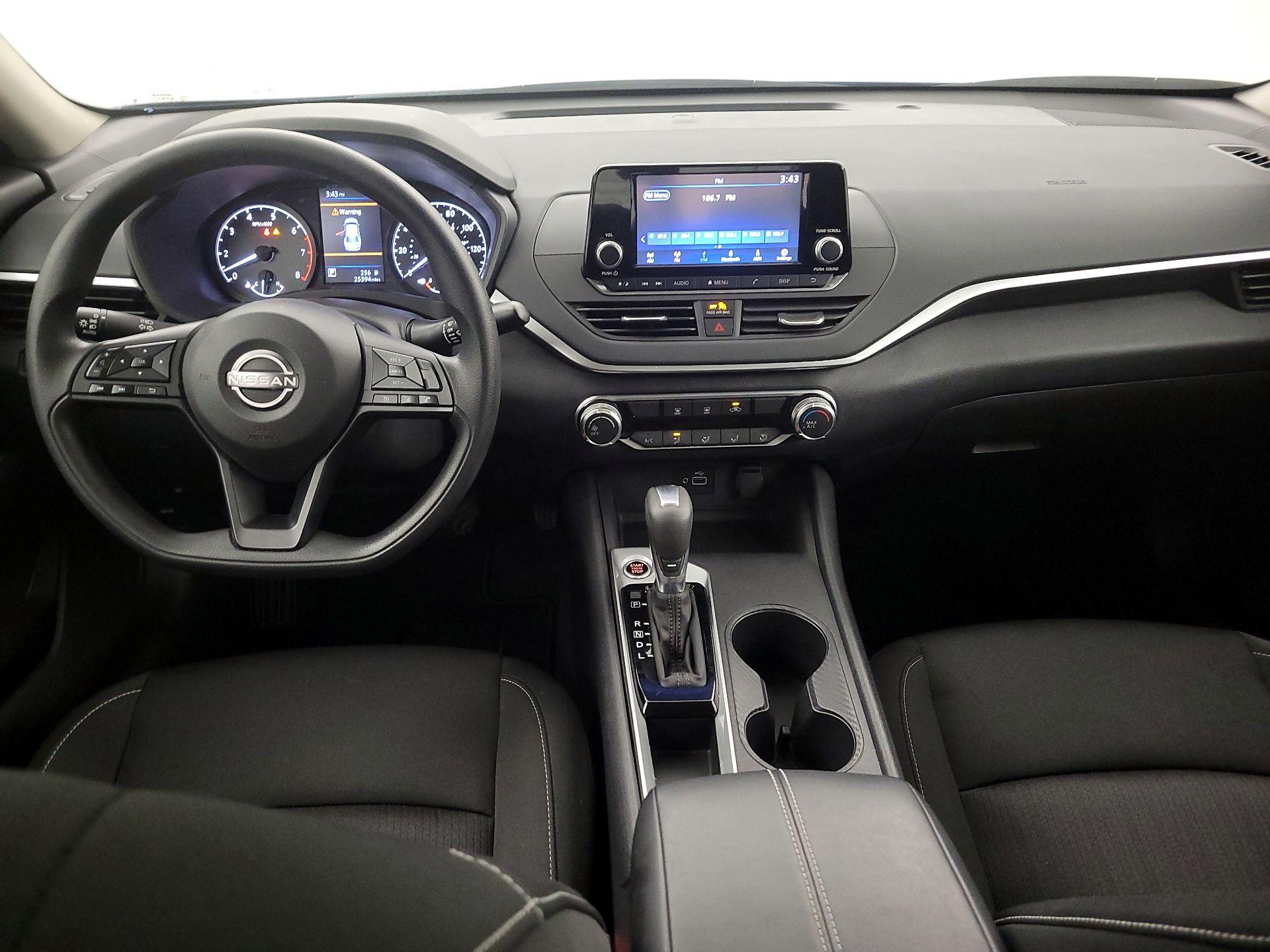 Thumbnail: 2023 Nissan Altima - 8