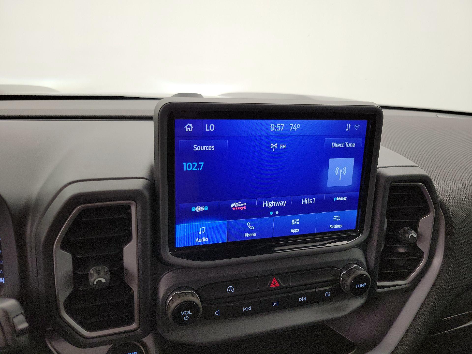 Thumbnail: 2022 Ford Bronco Sport - 15