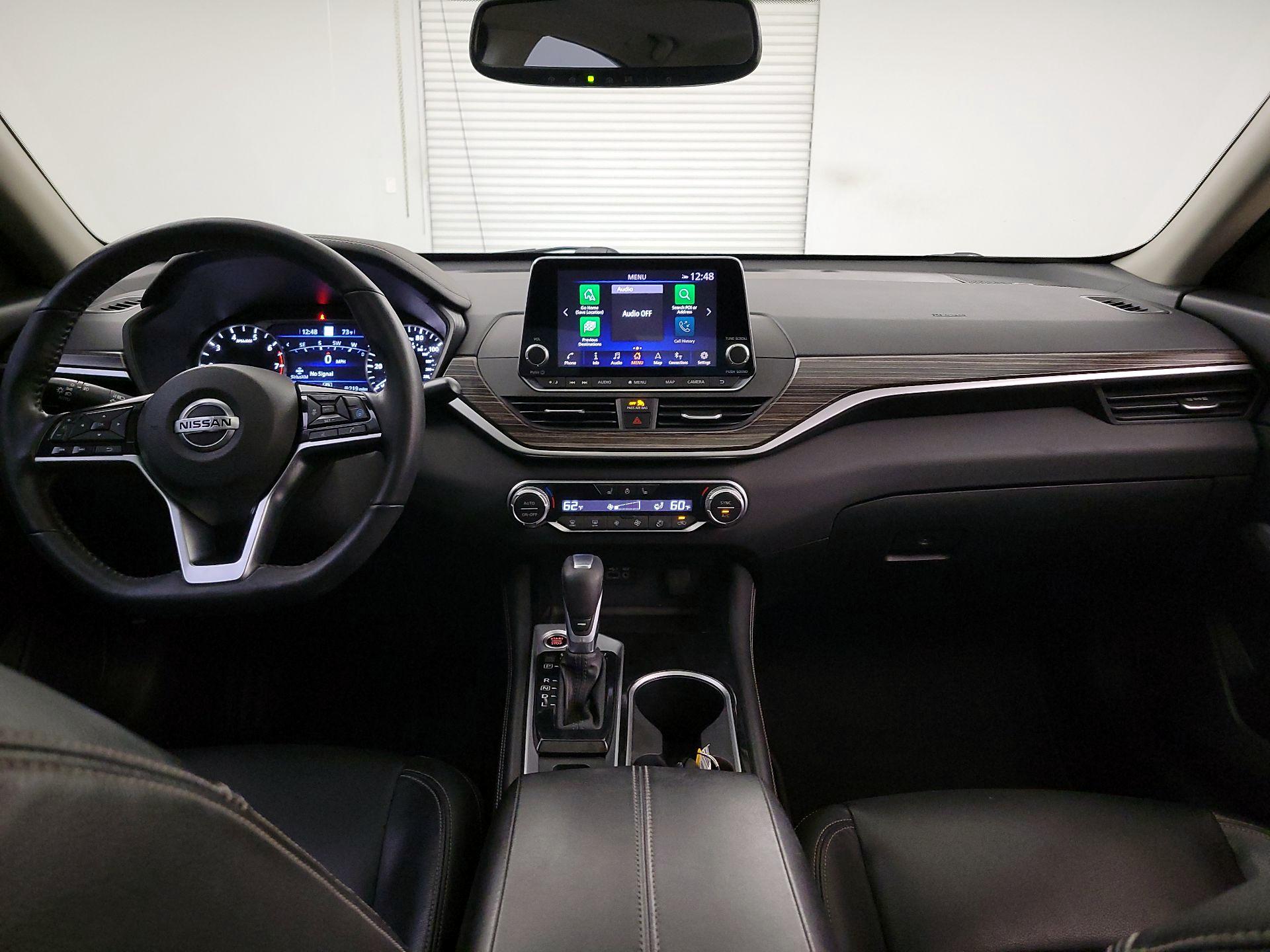 Thumbnail: 2020 Nissan Altima - 9