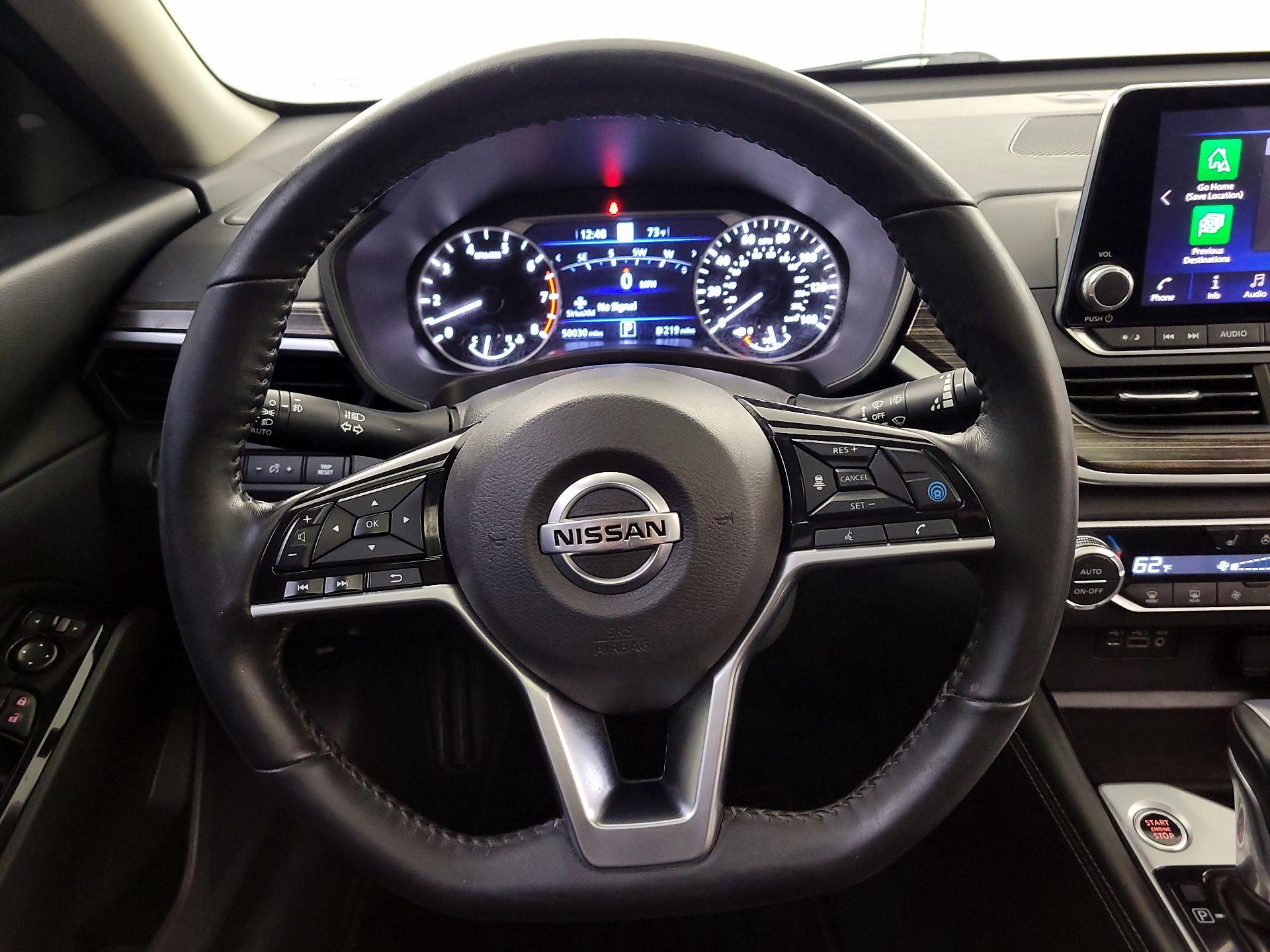 Thumbnail: 2020 Nissan Altima - 10
