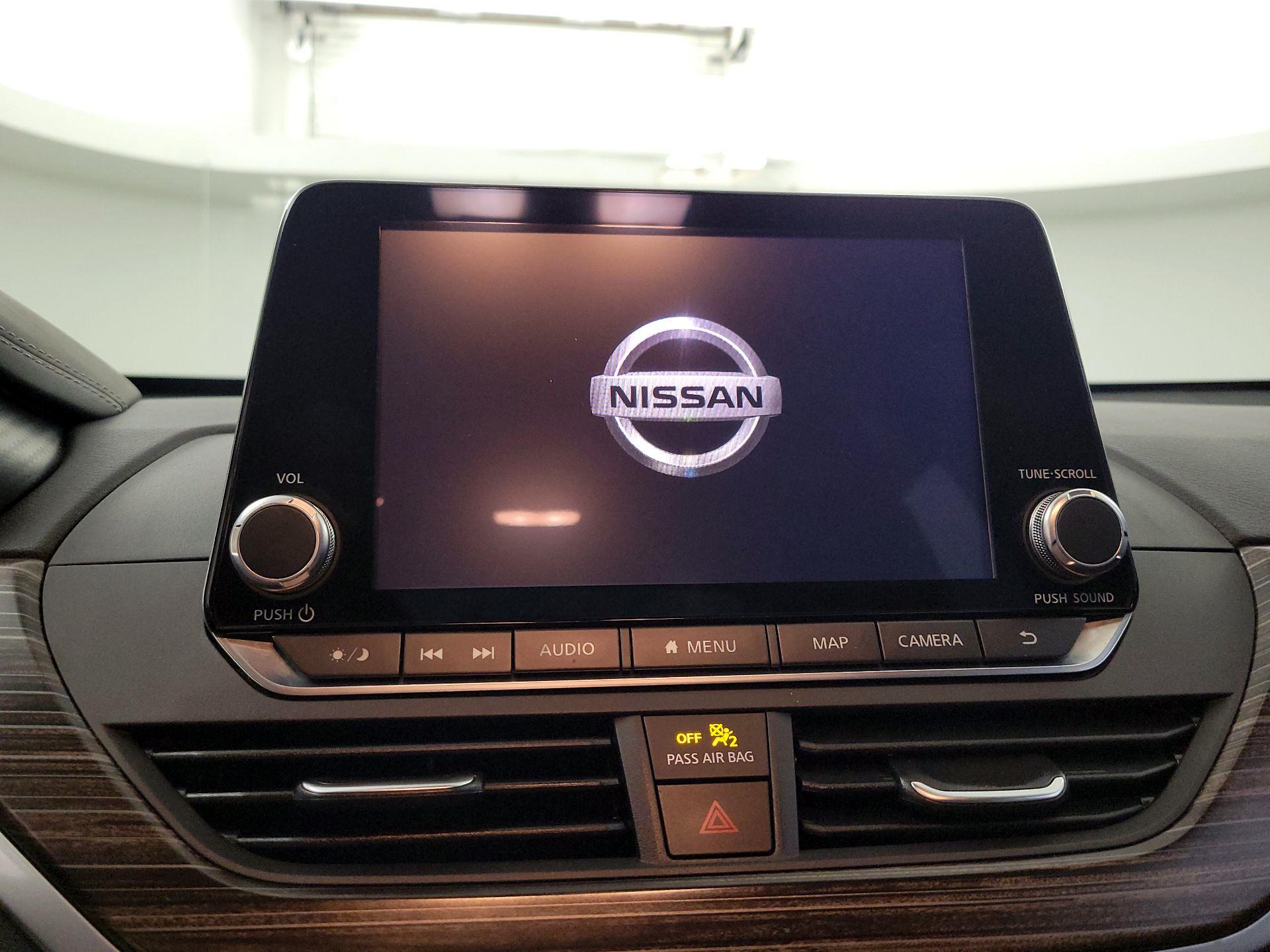Thumbnail: 2020 Nissan Altima - 15