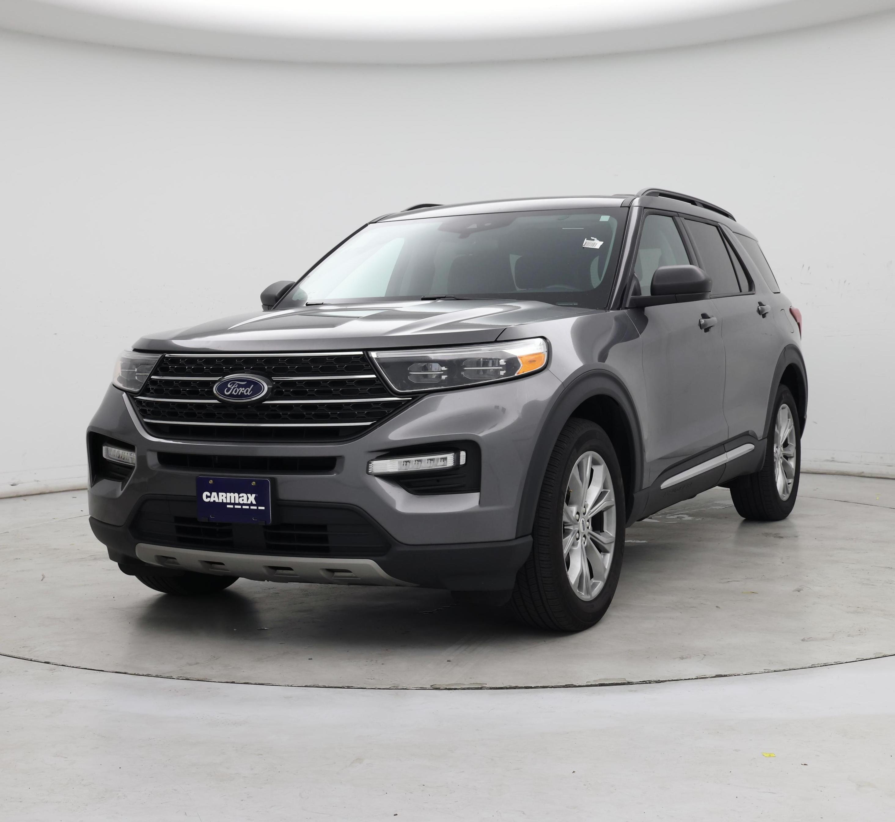 Thumbnail: 2022 Ford Explorer - 4
