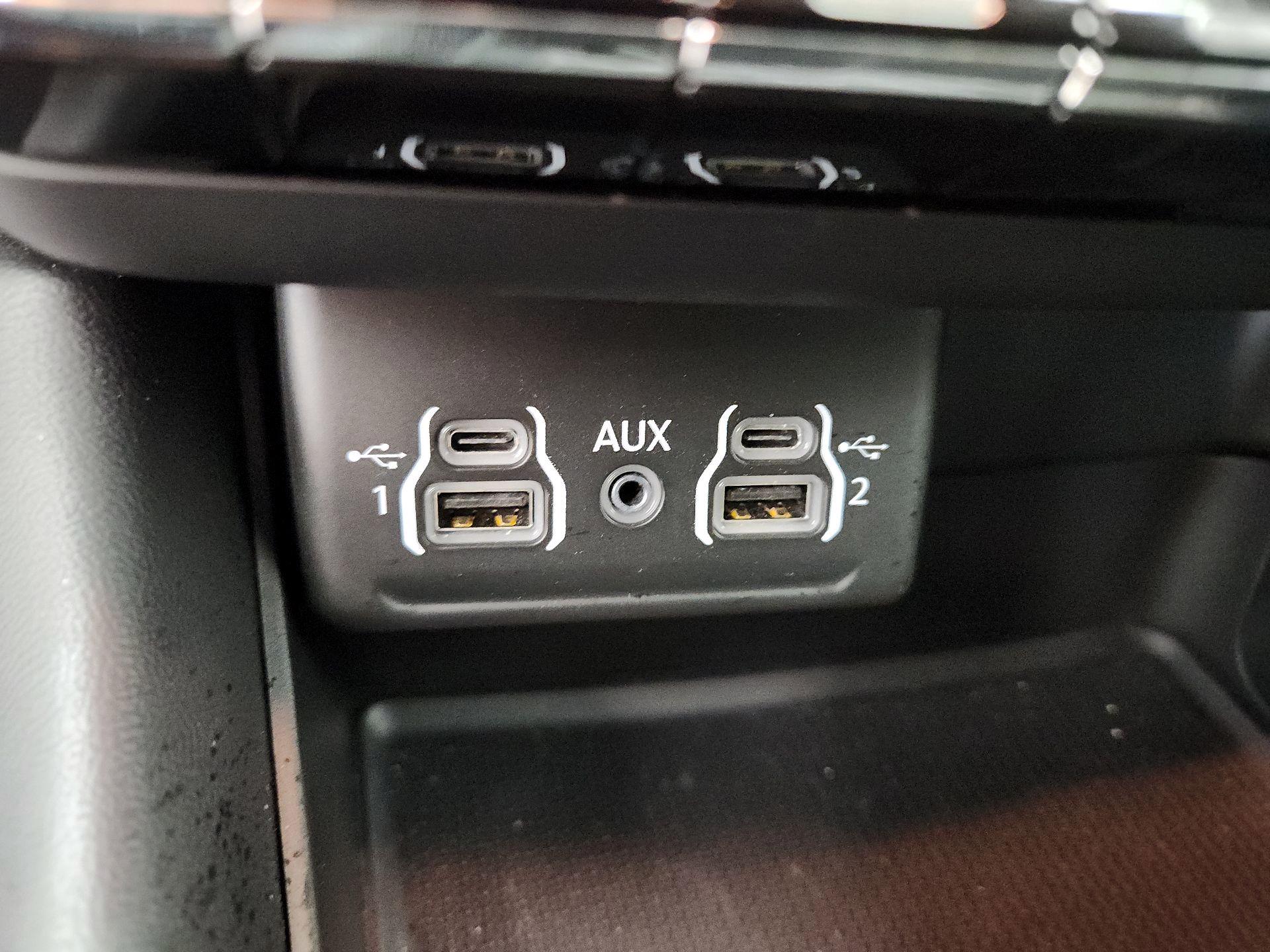 Thumbnail: 2021 Dodge Durango - 18