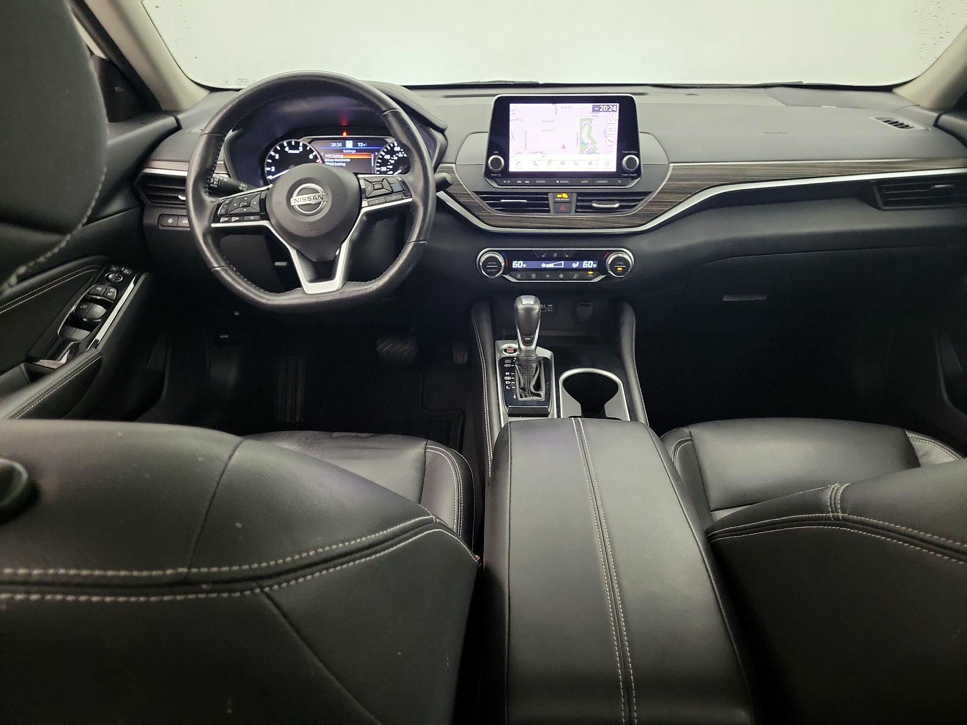 Thumbnail: 2022 Nissan Altima - 9
