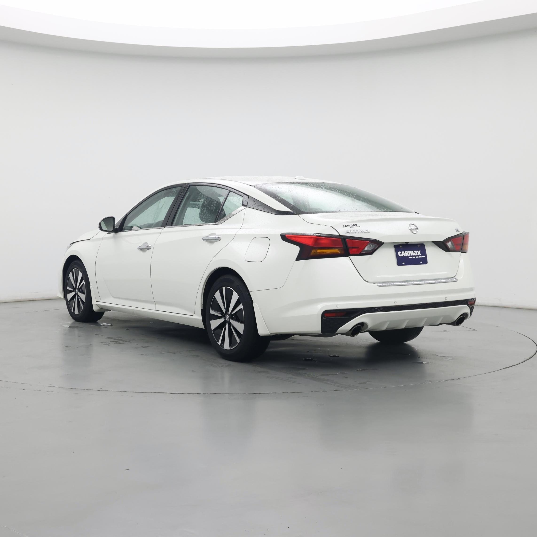 Thumbnail: 2022 Nissan Altima - 2
