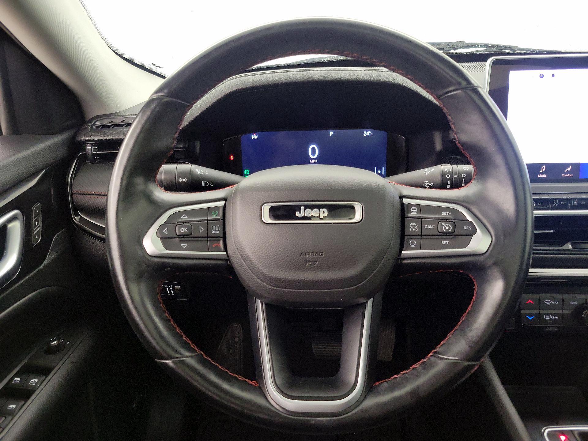 Thumbnail: 2022 Jeep Compass - 10