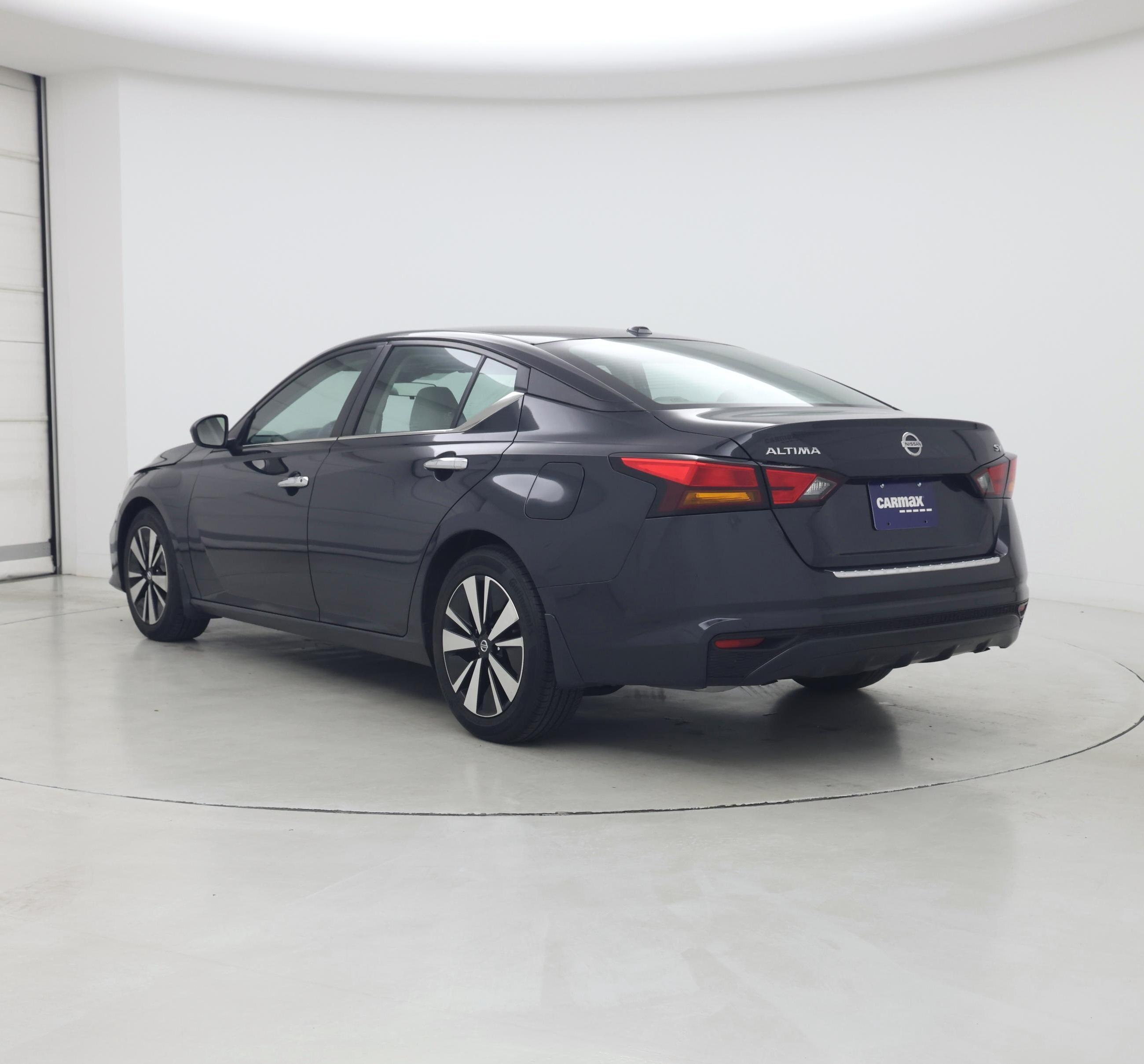 Thumbnail: 2022 Nissan Altima - 2