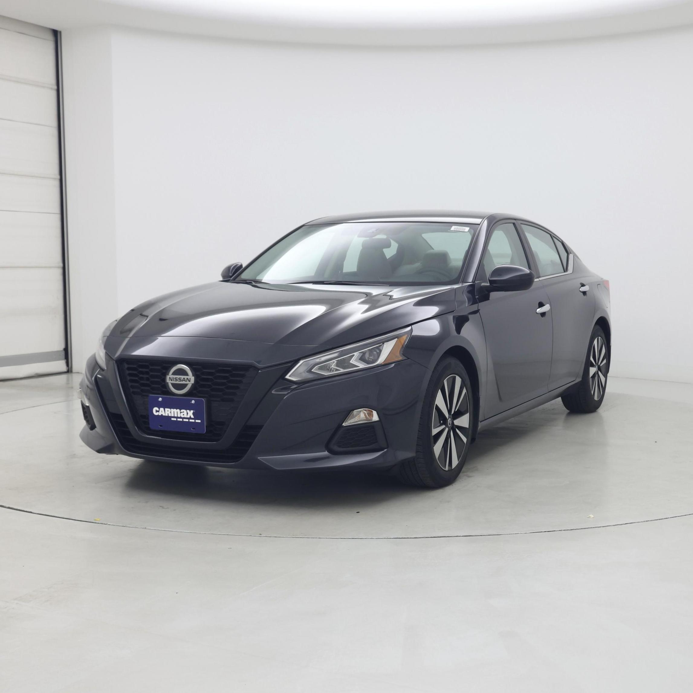 Thumbnail: 2022 Nissan Altima - 4