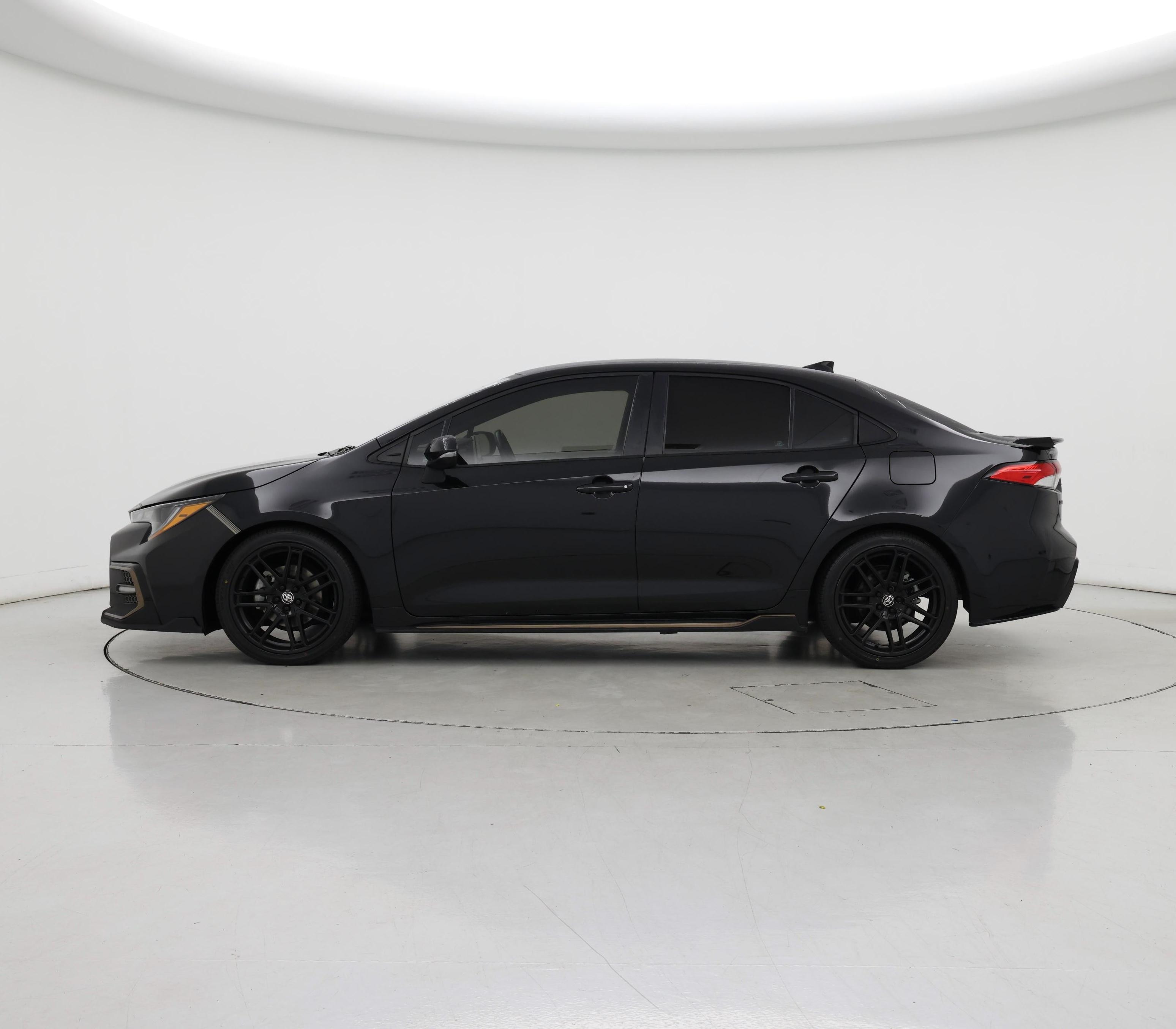 Thumbnail: 2021 Toyota Corolla - 3