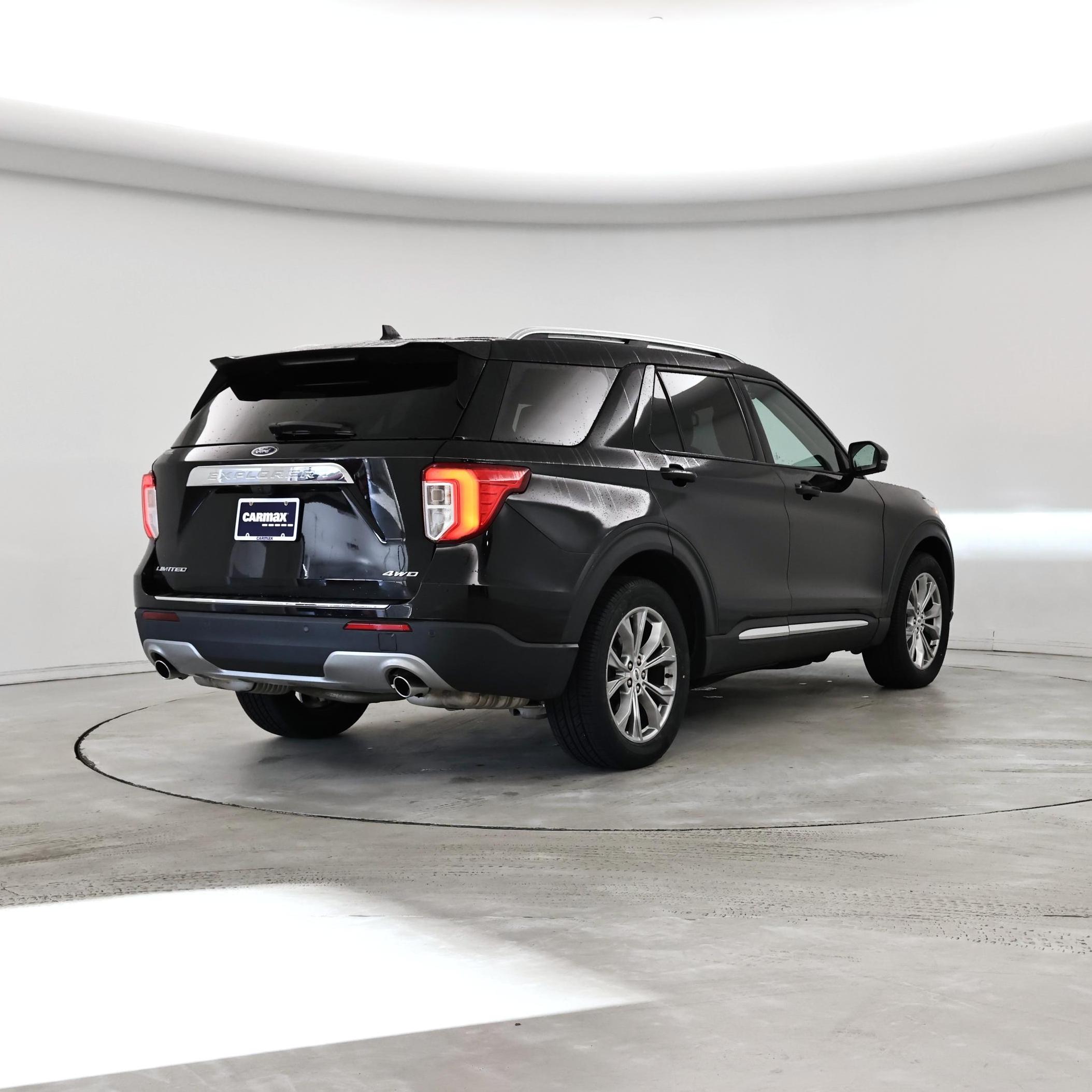 Thumbnail: 2022 Ford Explorer - 8
