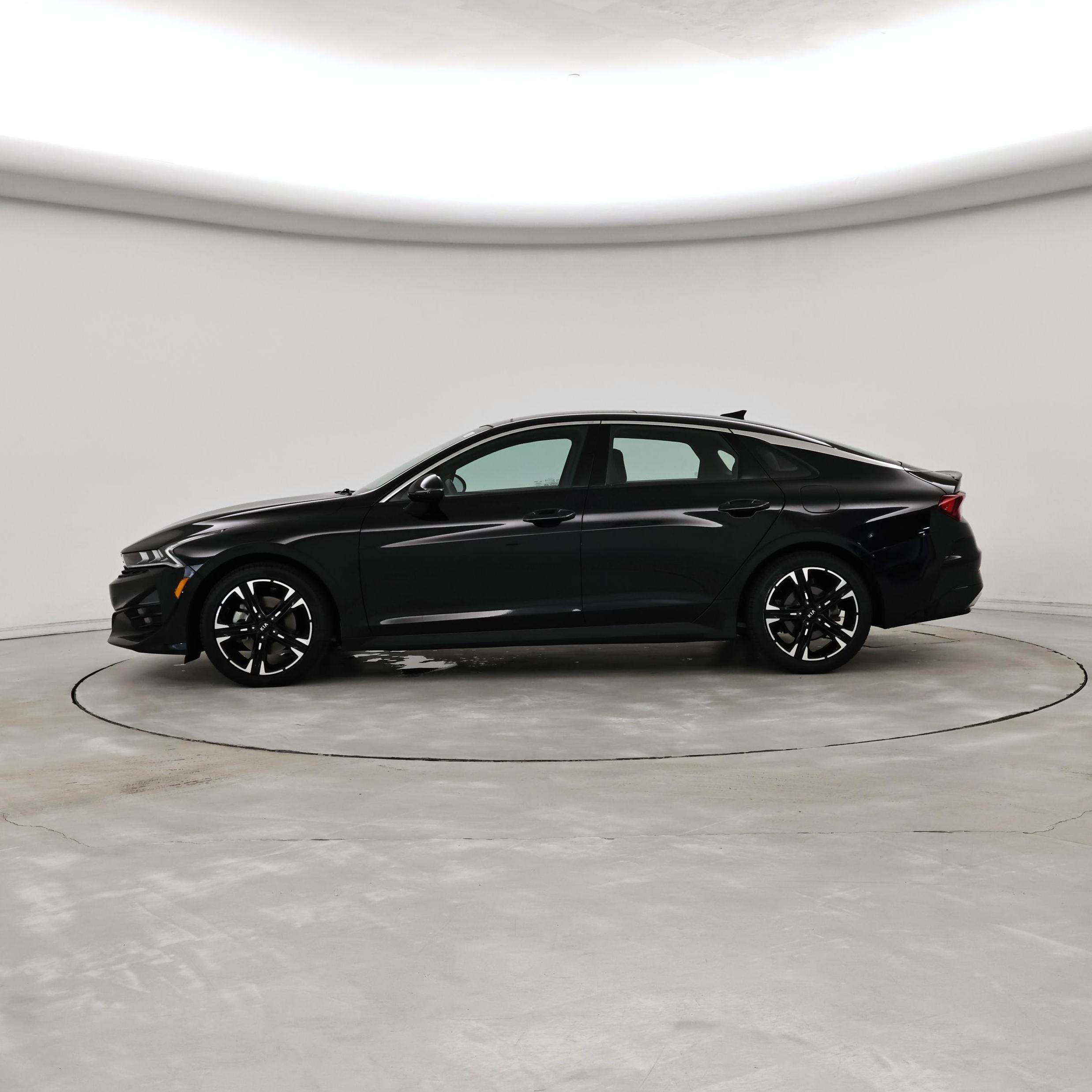 Thumbnail: 2021 Kia K5 - 3