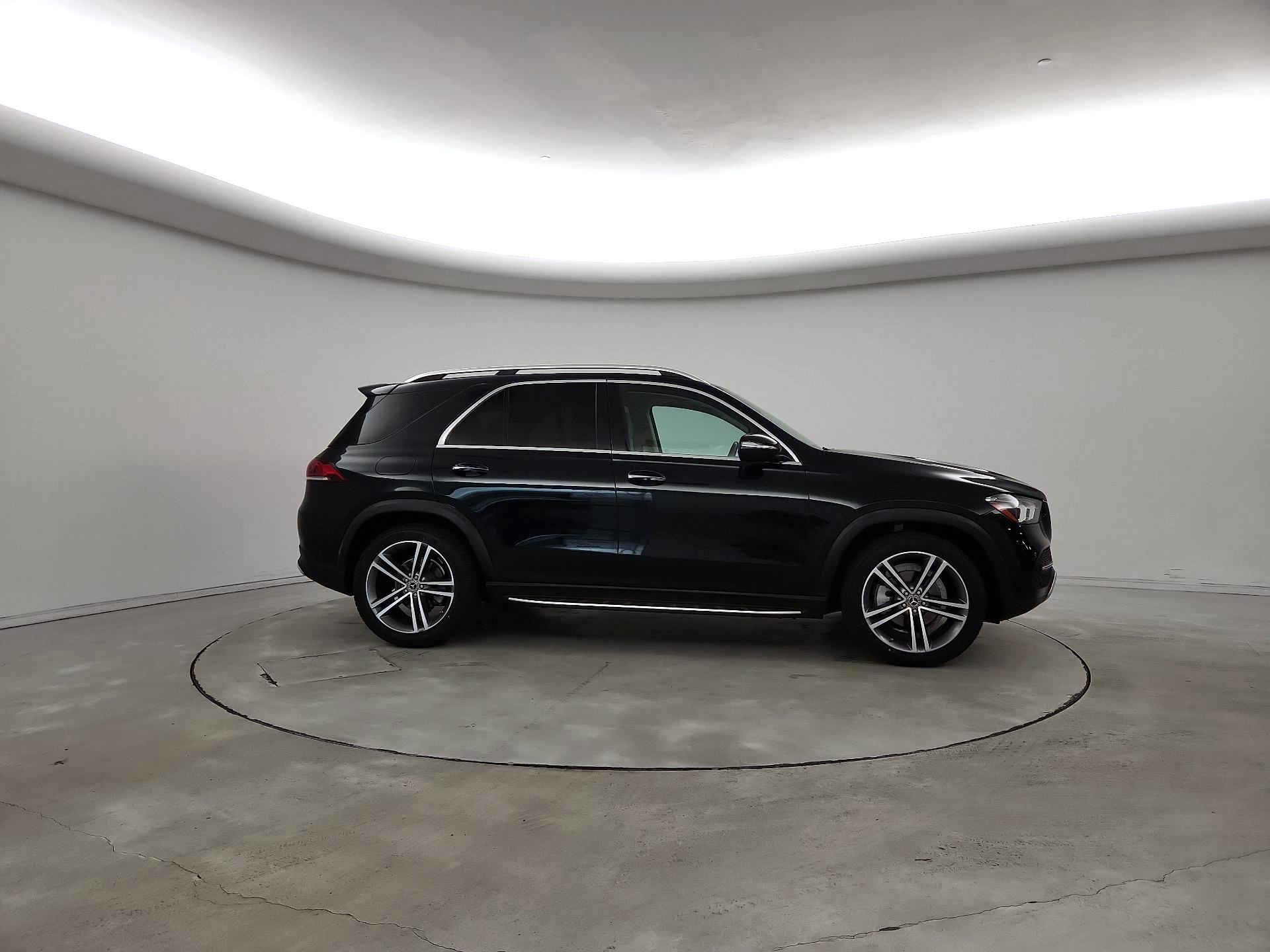 Thumbnail: 2021 Mercedes-Benz GLE - 4