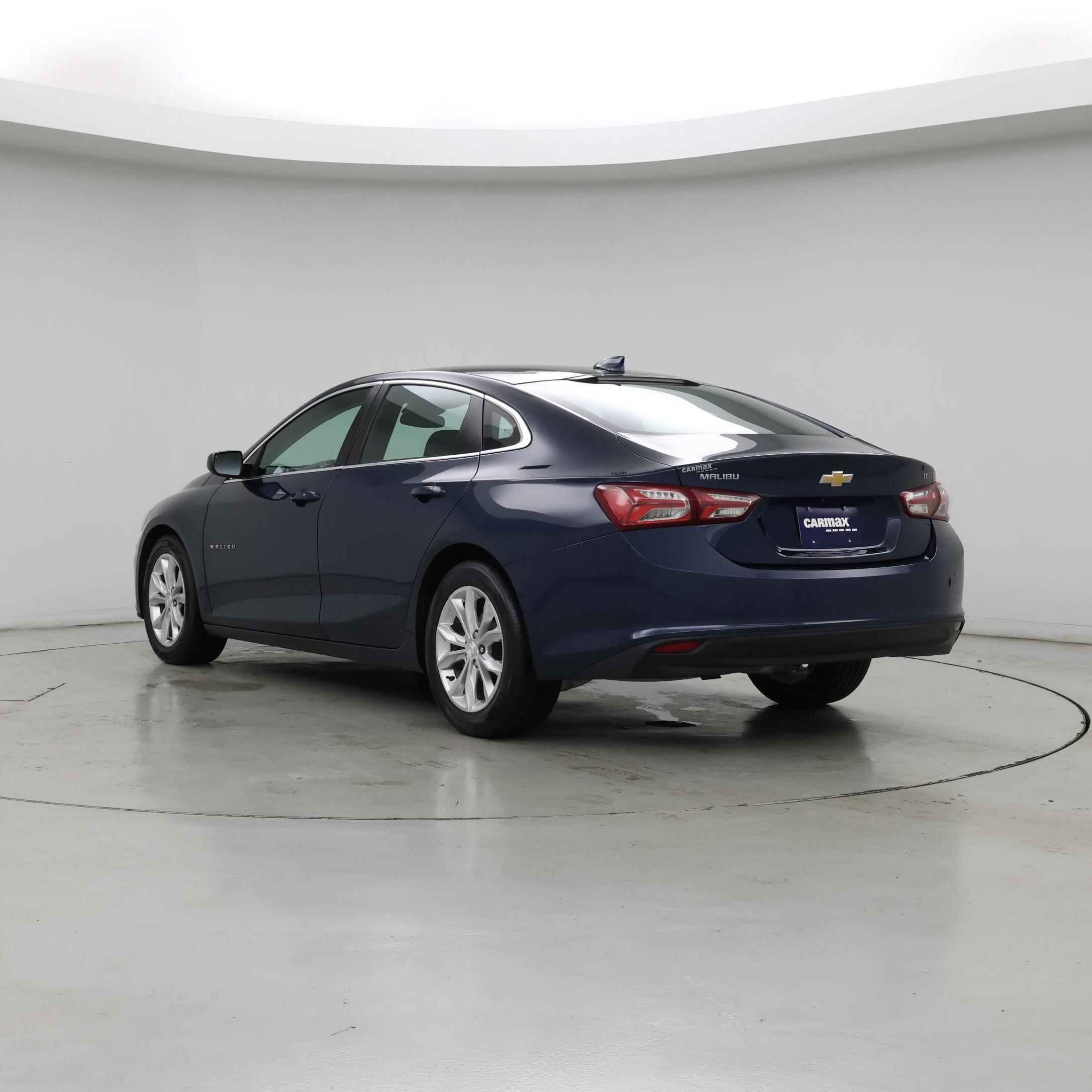 Thumbnail: 2021 Chevrolet Malibu - 2