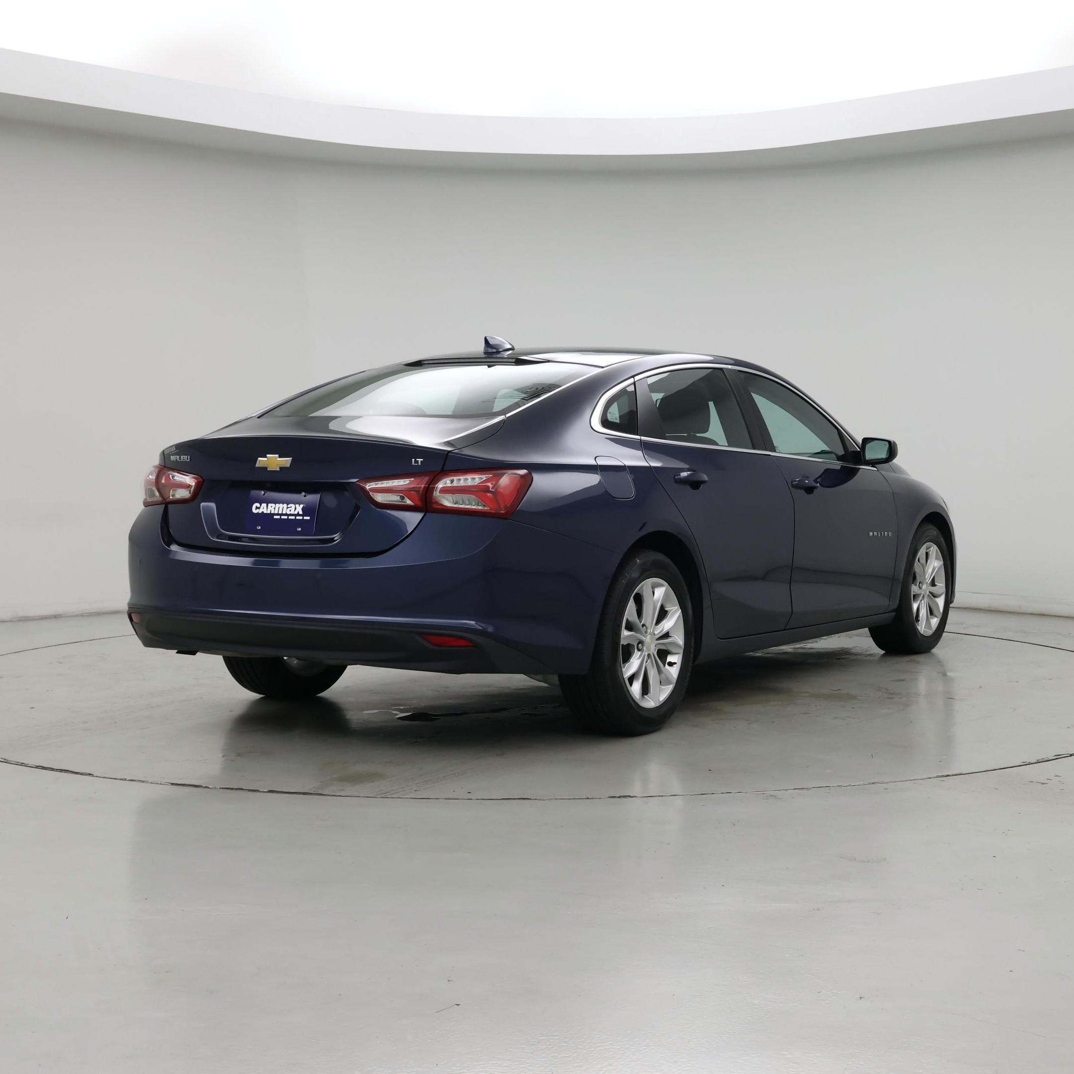 Thumbnail: 2021 Chevrolet Malibu - 8