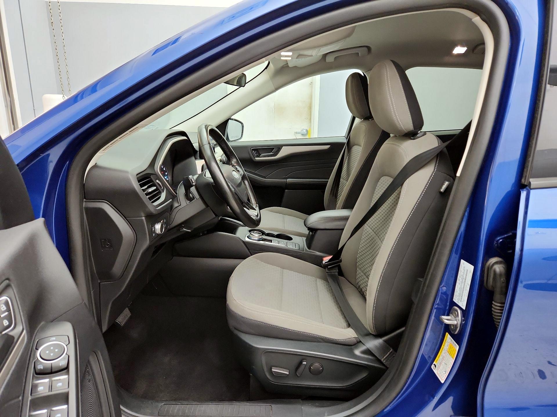 Thumbnail: 2022 Ford Escape - 11