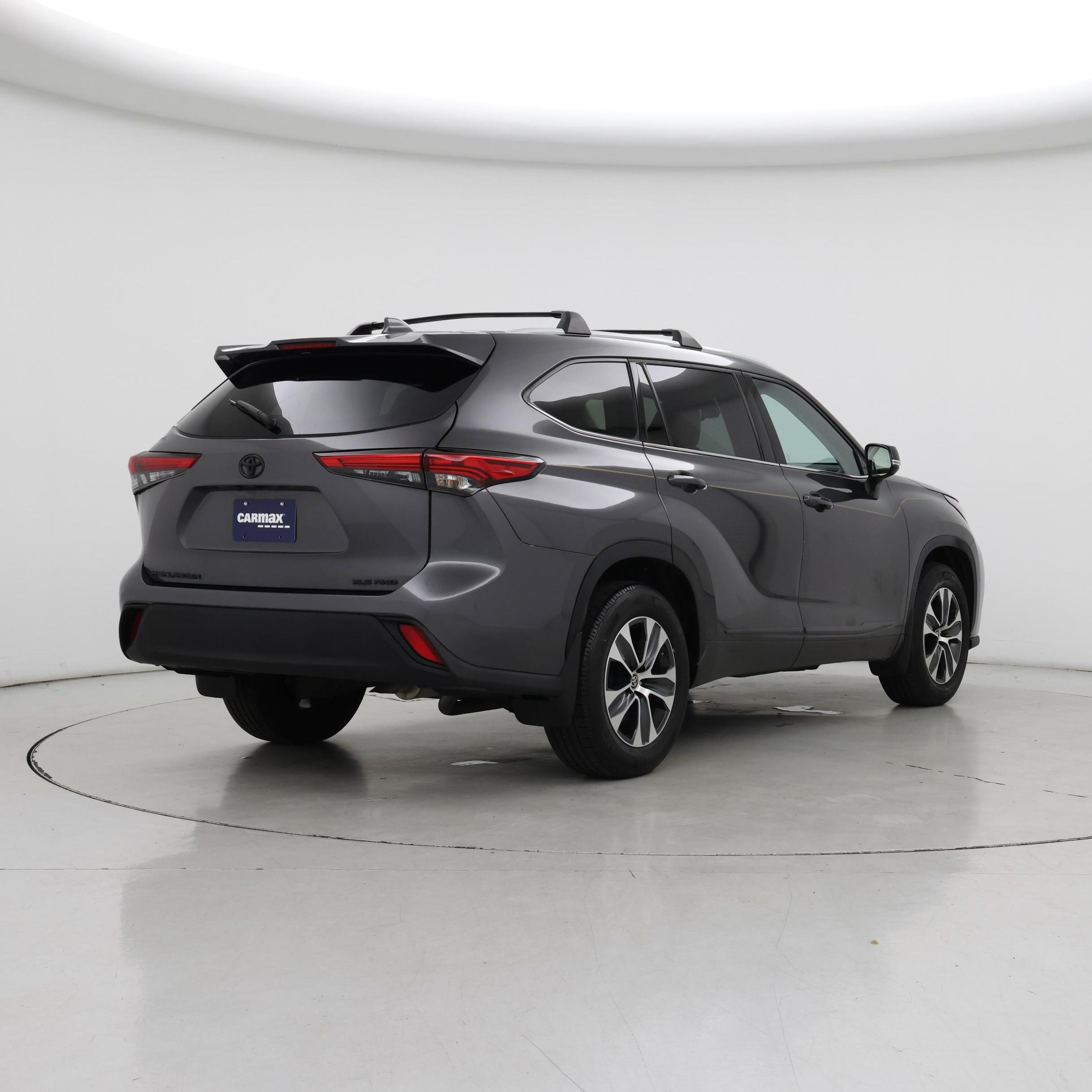 Thumbnail: 2022 Toyota Highlander - 8