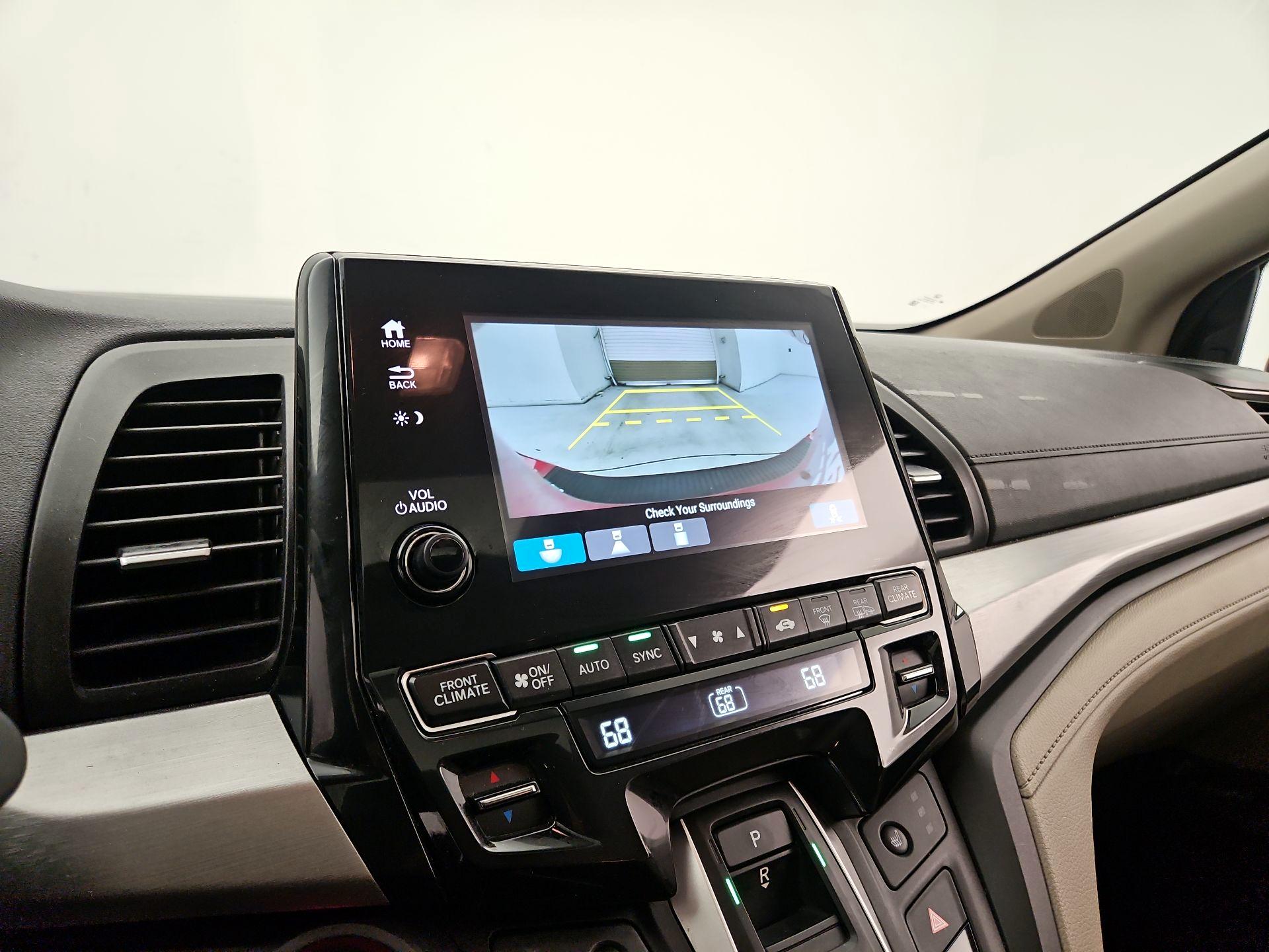 Thumbnail: 2023 Honda Odyssey - 14