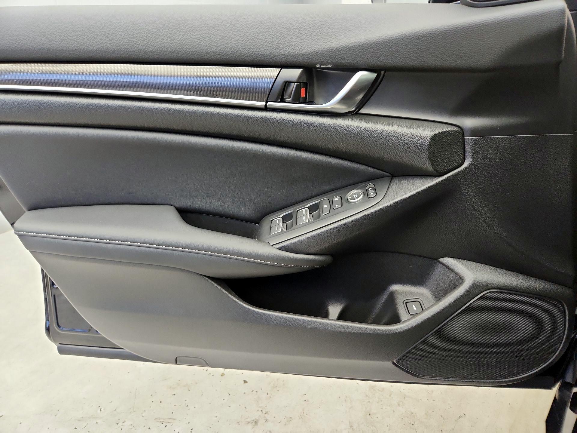 Thumbnail: 2022 Honda Accord - 12