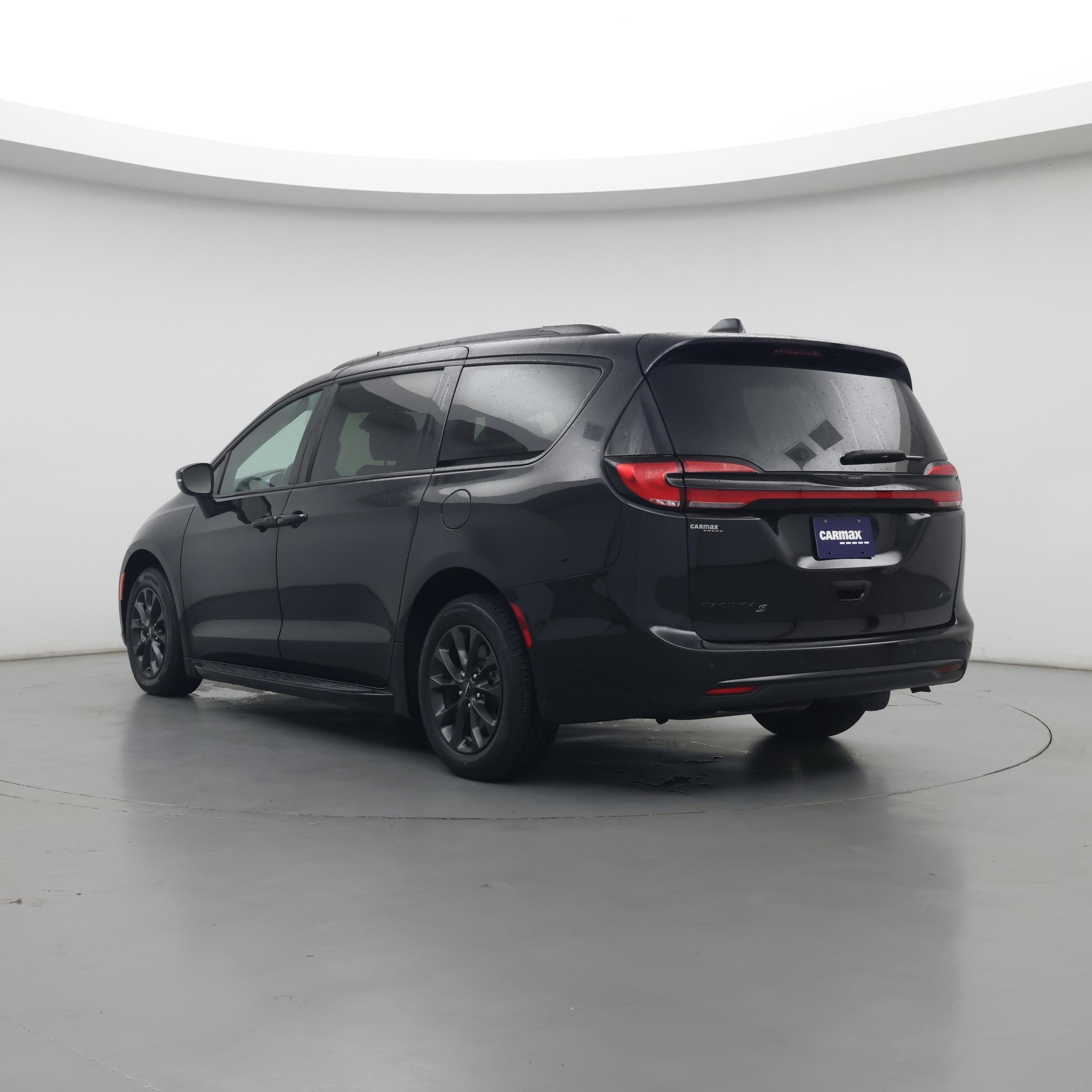 Thumbnail: 2021 Chrysler Pacifica - 2