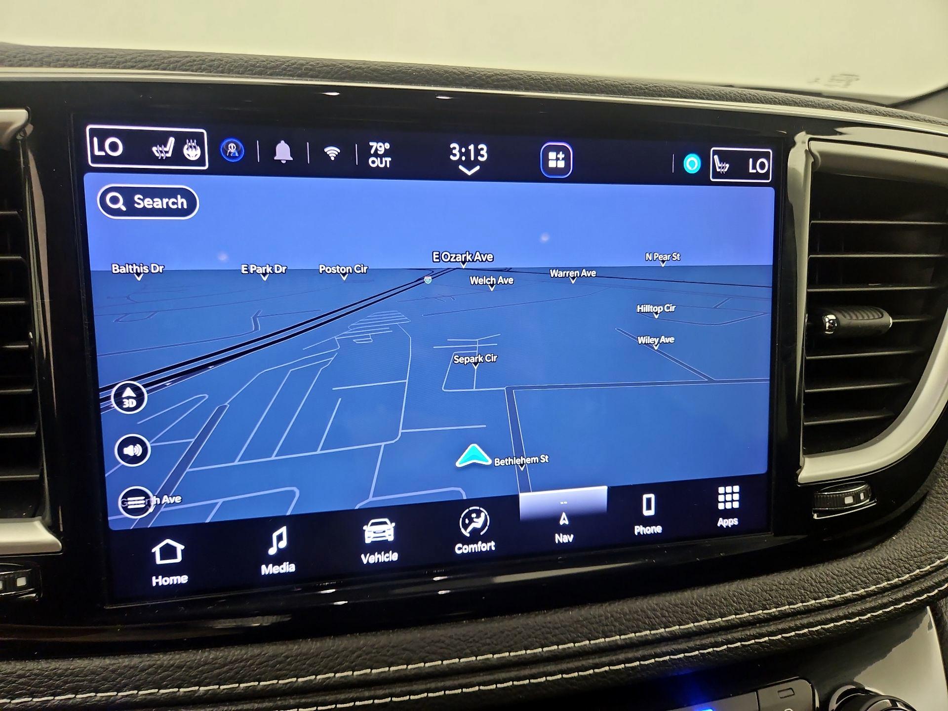 Thumbnail: 2021 Chrysler Pacifica - 14