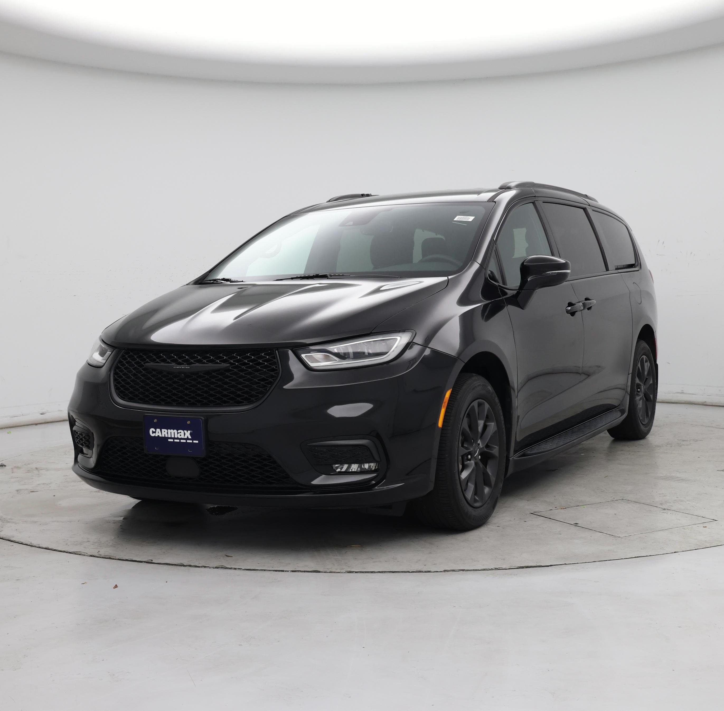 Thumbnail: 2021 Chrysler Pacifica - 4