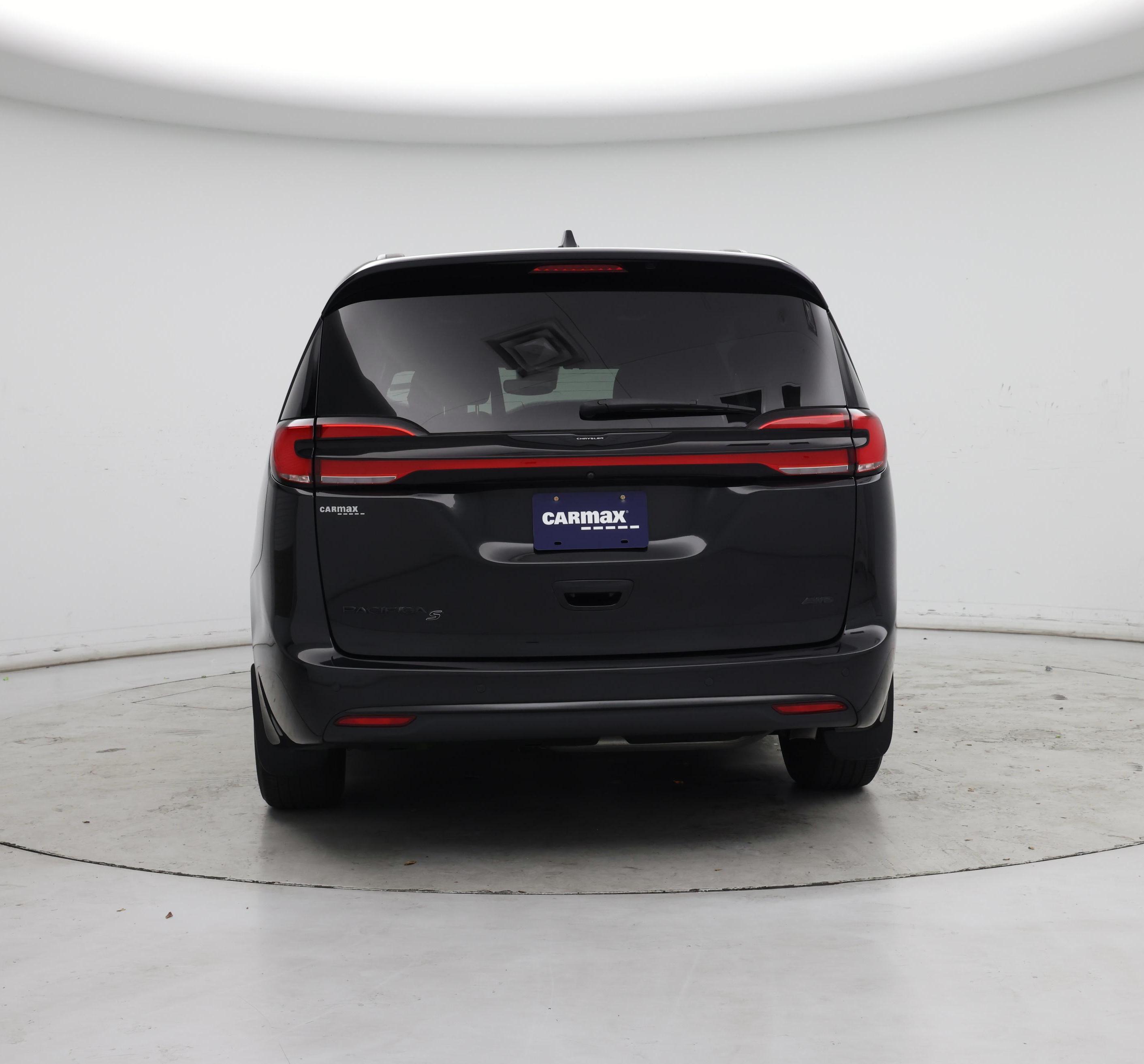 Thumbnail: 2021 Chrysler Pacifica - 6