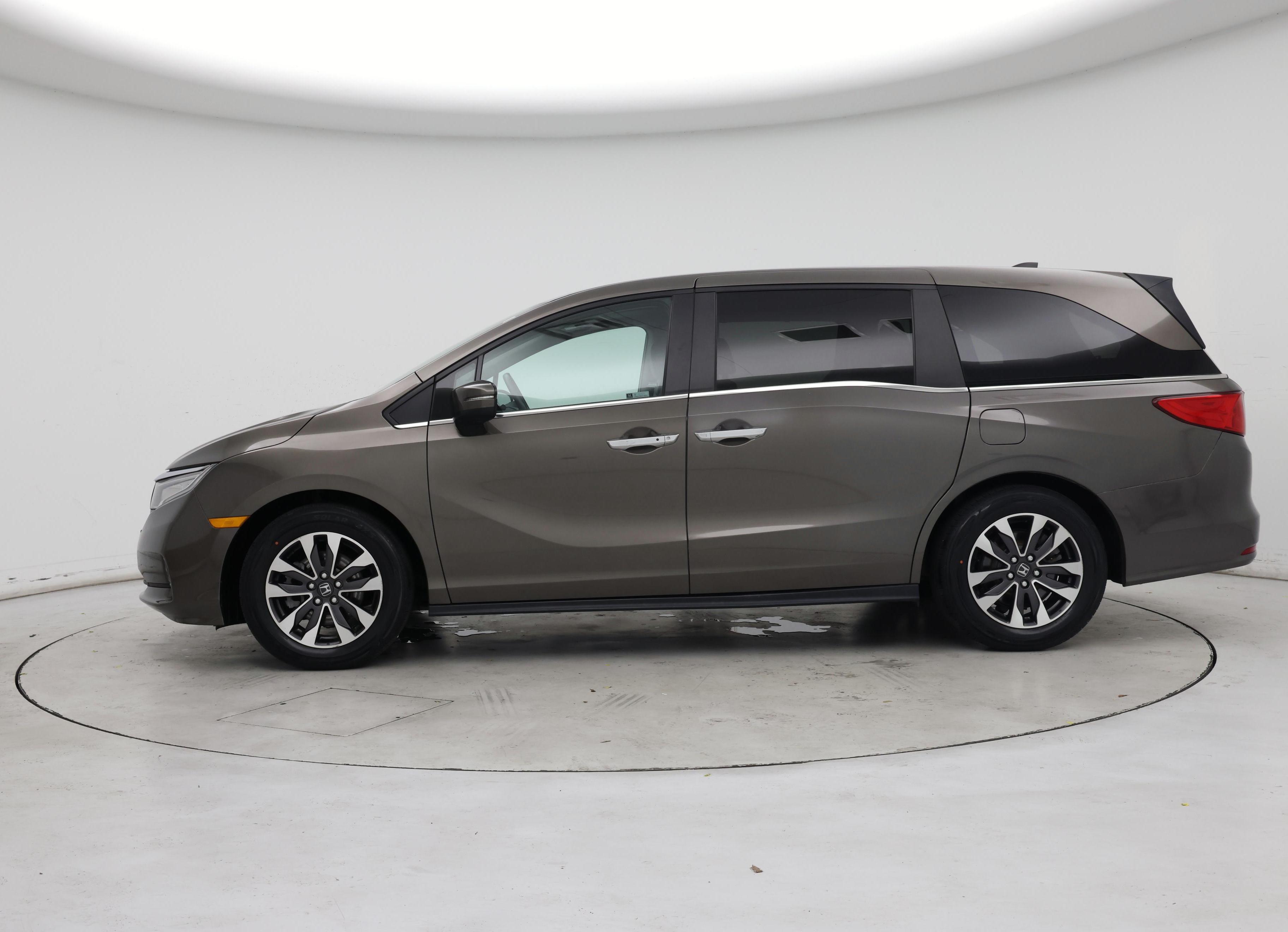 Thumbnail: 2022 Honda Odyssey - 3