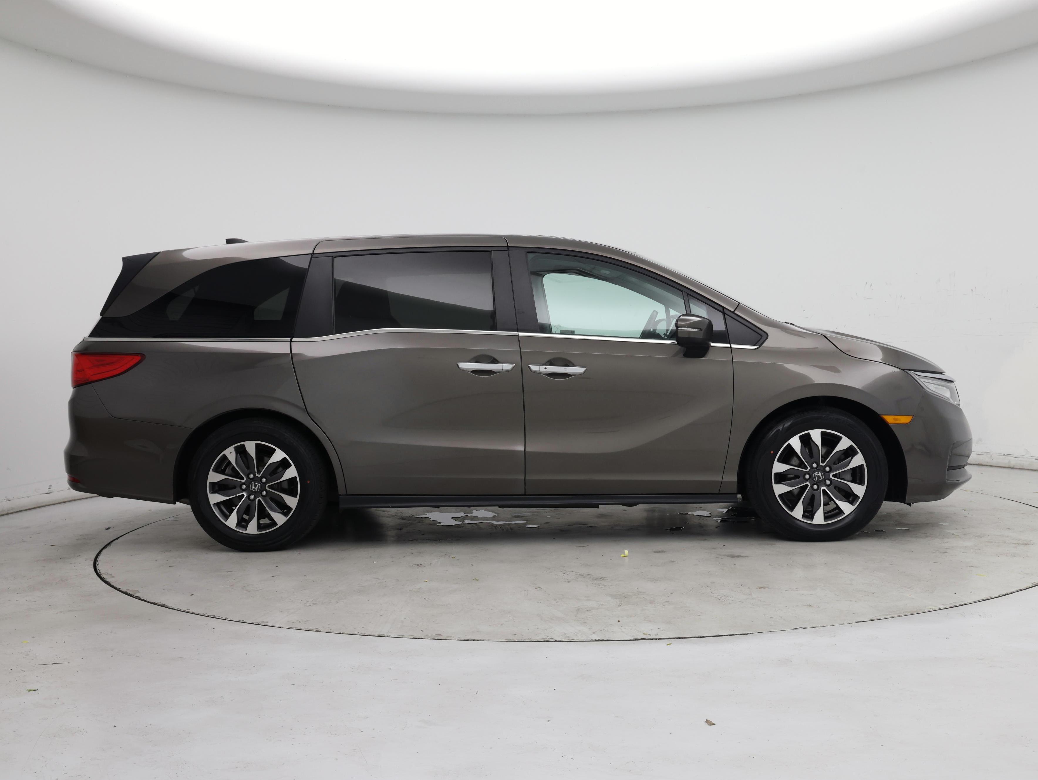 Thumbnail: 2022 Honda Odyssey - 7