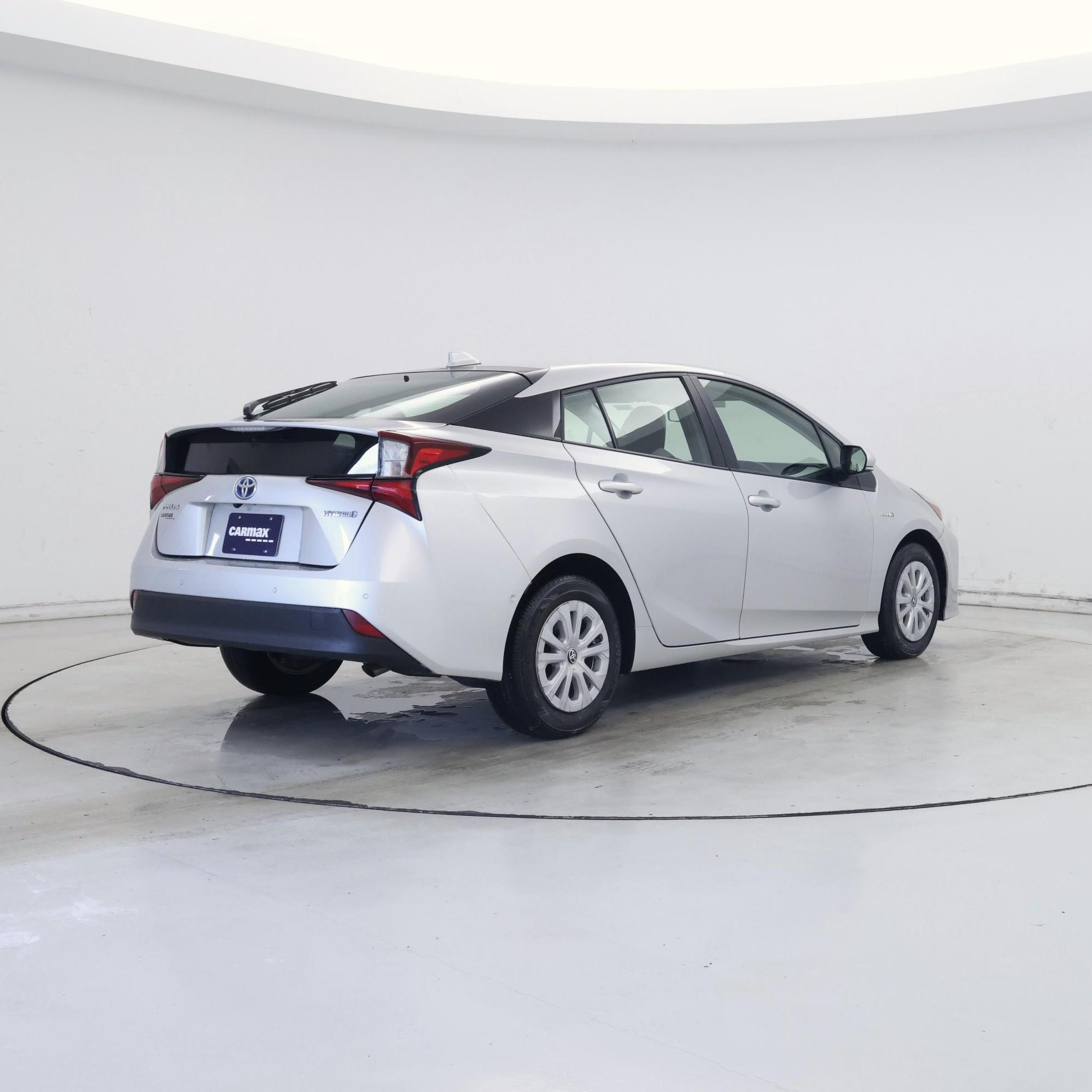 Thumbnail: 2021 Toyota Prius - 8