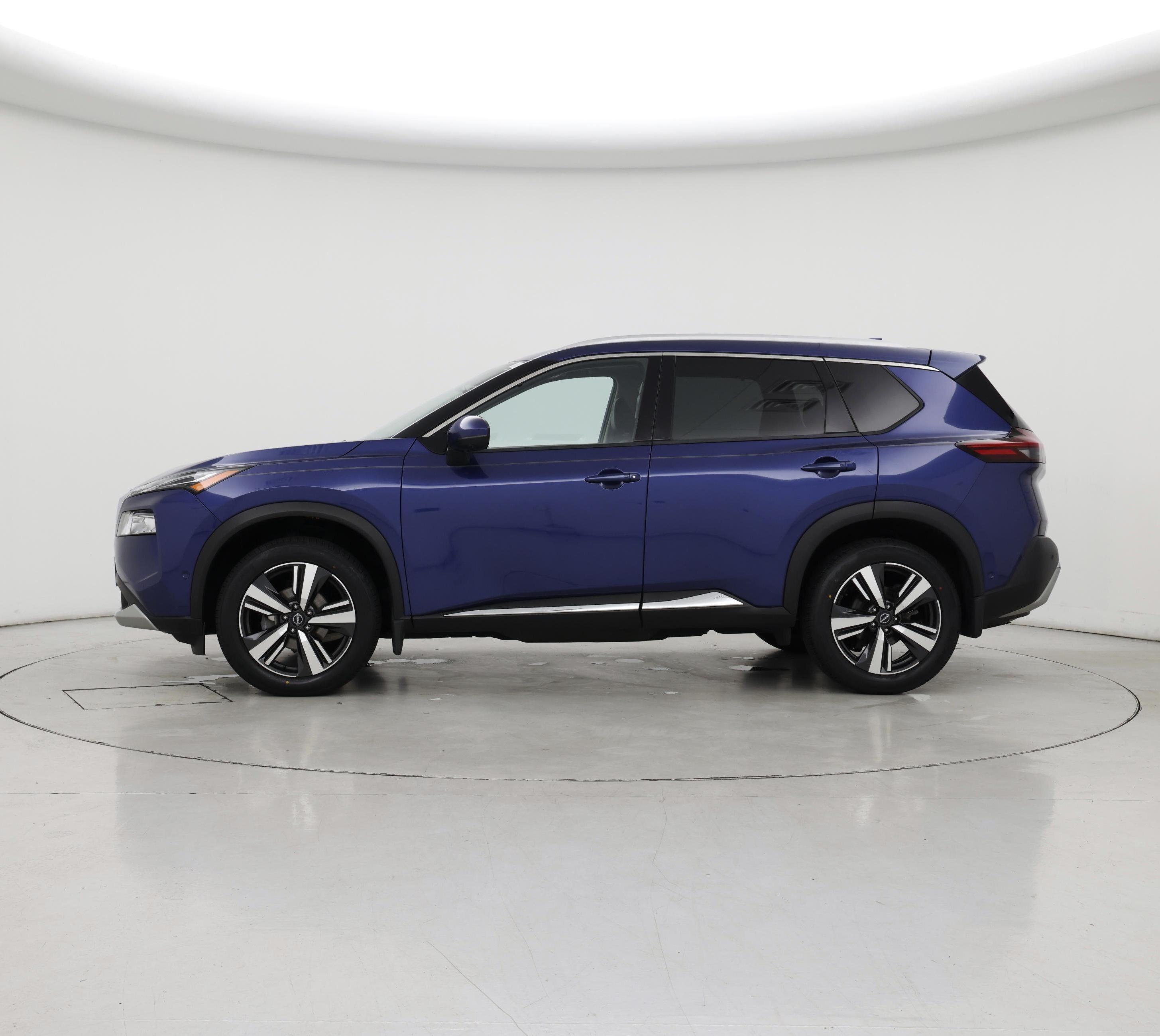 Thumbnail: 2022 Nissan Rogue - 3