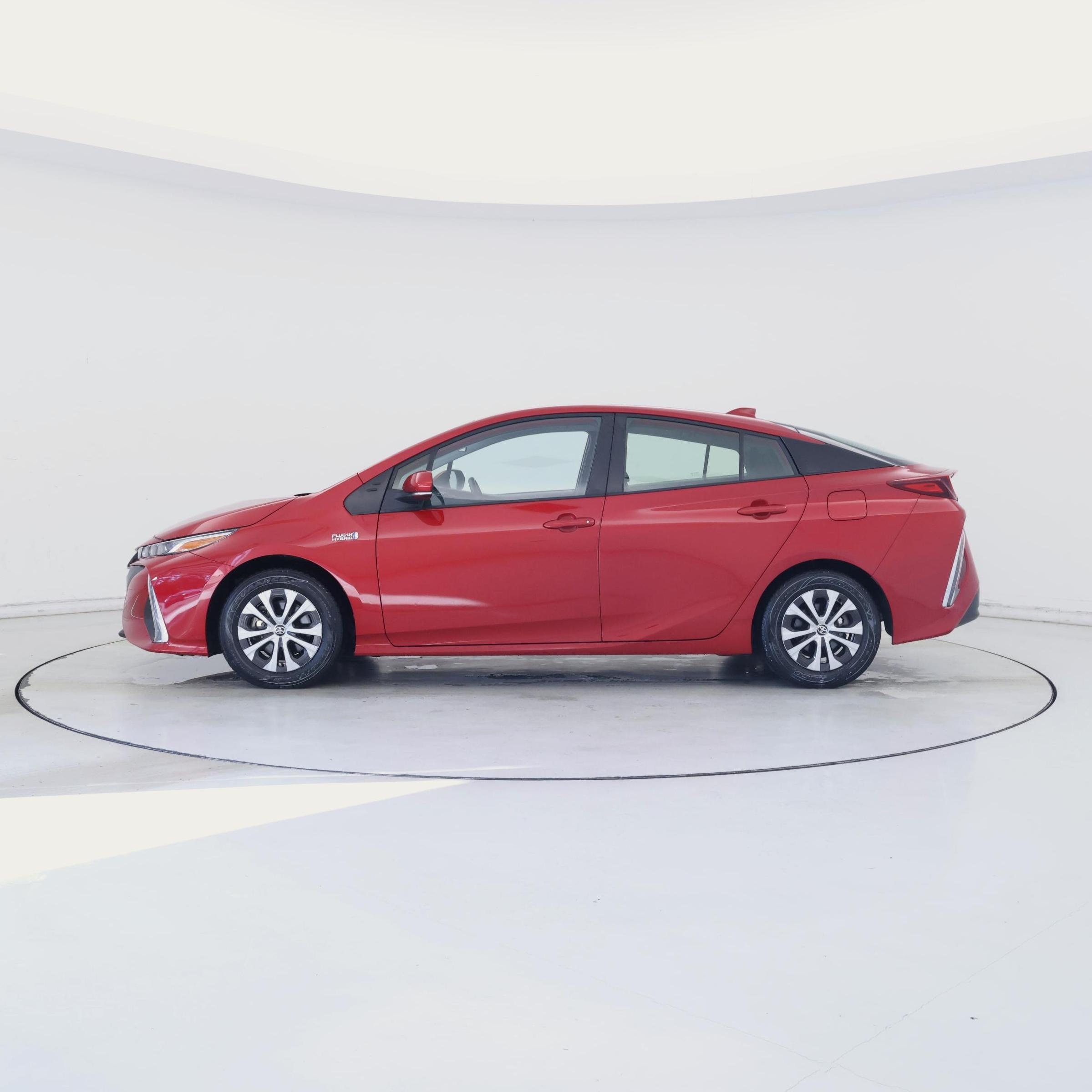 Thumbnail: 2022 Toyota Prius Prime - 3