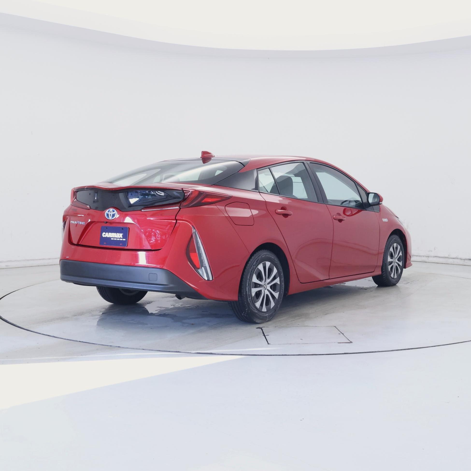Thumbnail: 2022 Toyota Prius Prime - 8