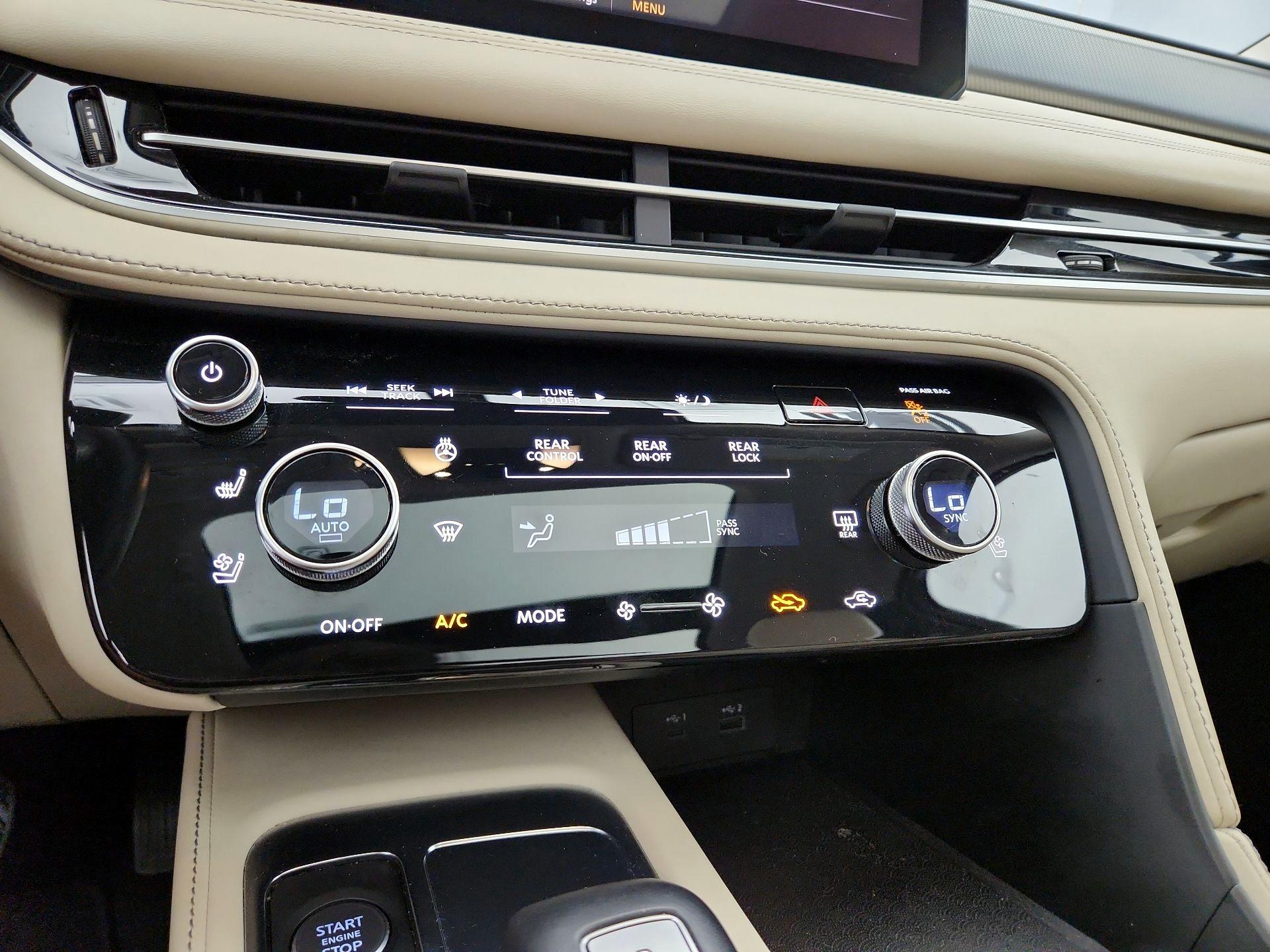 Thumbnail: 2022 INFINITI QX60 - 17