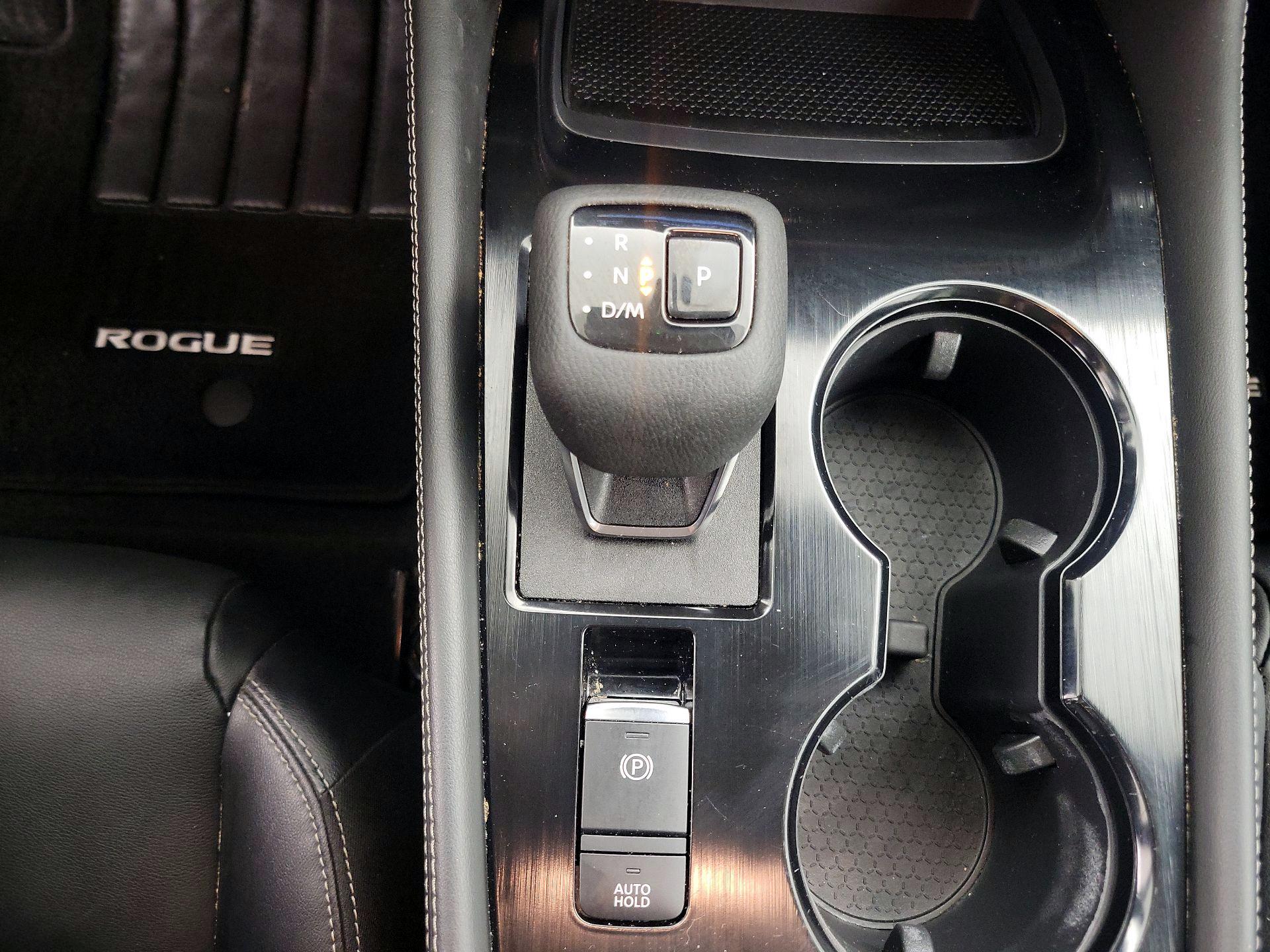 Thumbnail: 2022 Nissan Rogue - 17