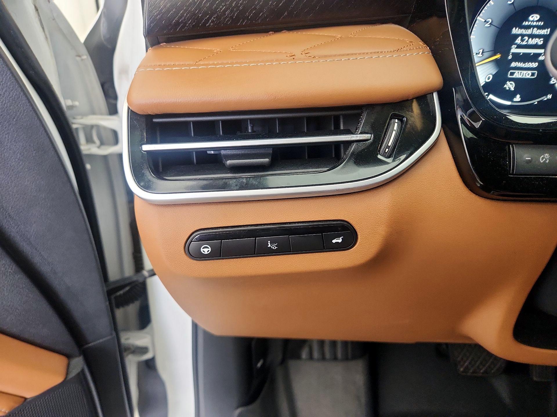 Thumbnail: 2022 INFINITI QX60 - 13