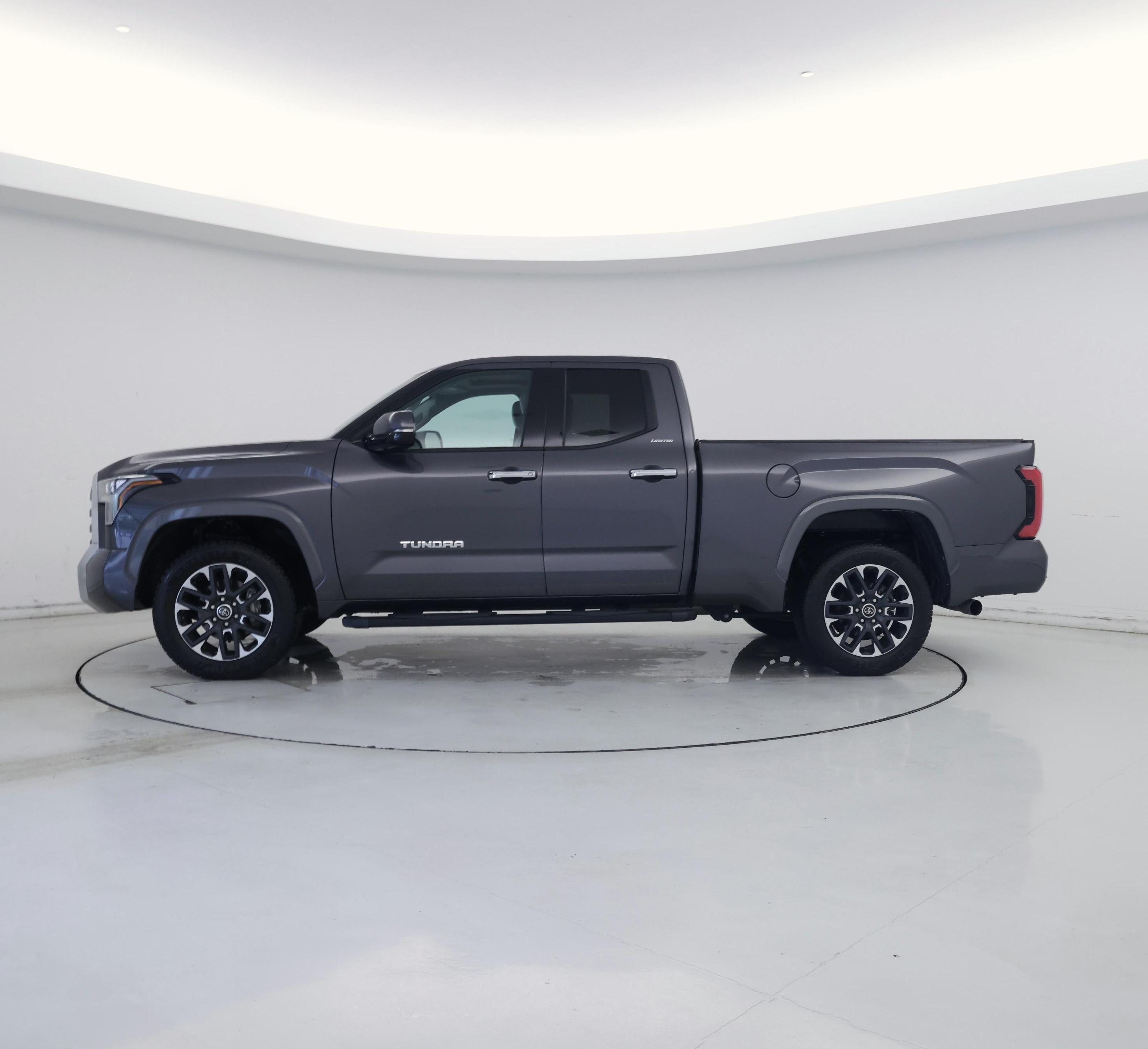 Thumbnail: 2022 Toyota Tundra - 3