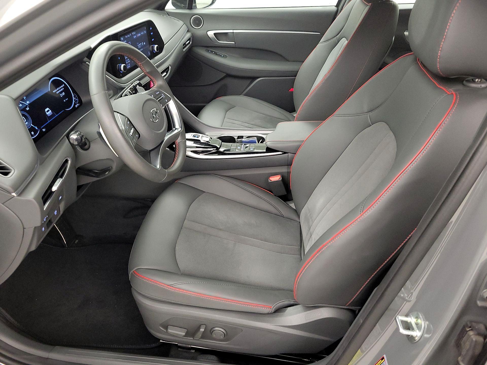 Thumbnail: 2020 Hyundai Sonata - 11