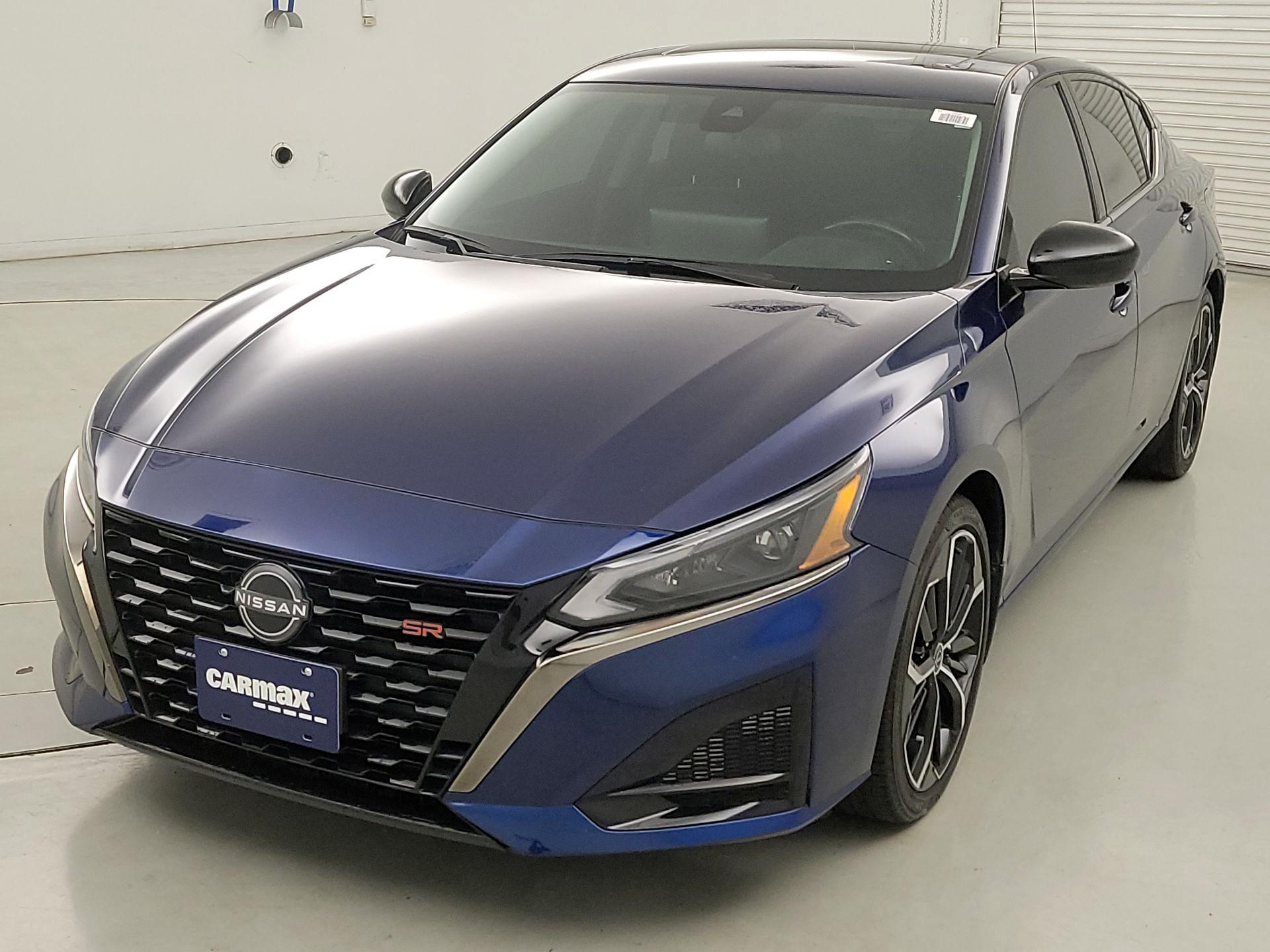 Thumbnail: 2023 Nissan Altima - 3