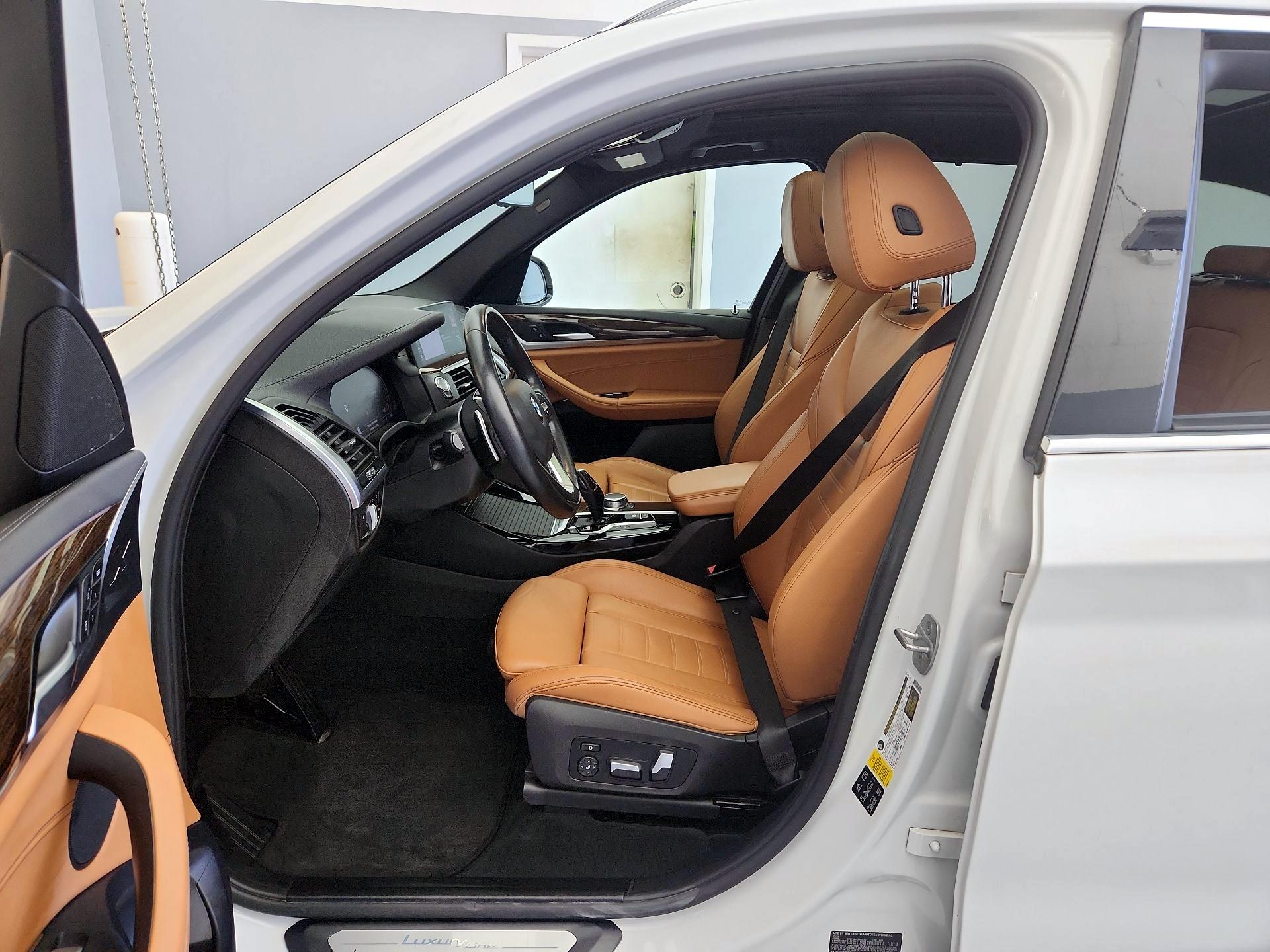 Thumbnail: 2020 BMW X3 - 11