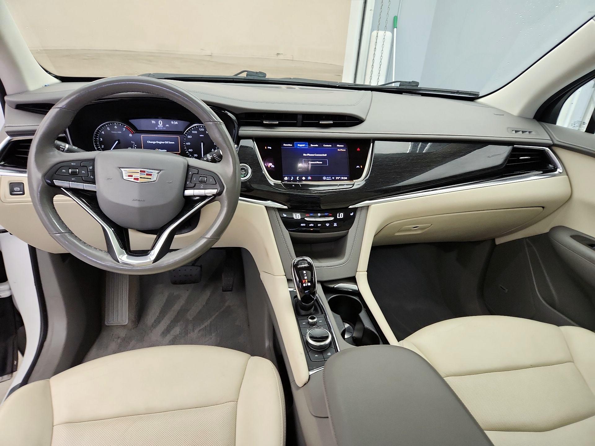 Thumbnail: 2022 Cadillac XT6 - 9