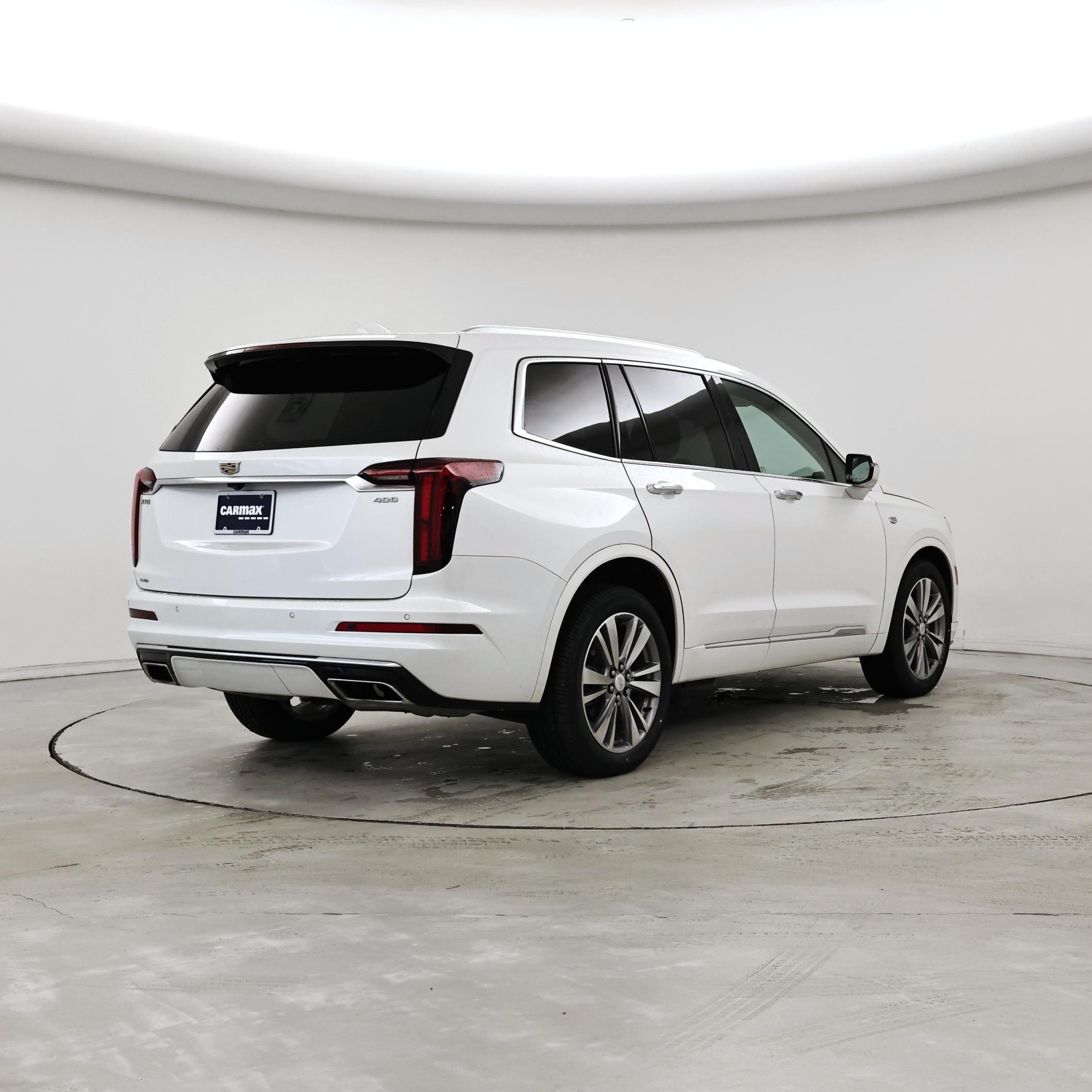 Thumbnail: 2022 Cadillac XT6 - 8
