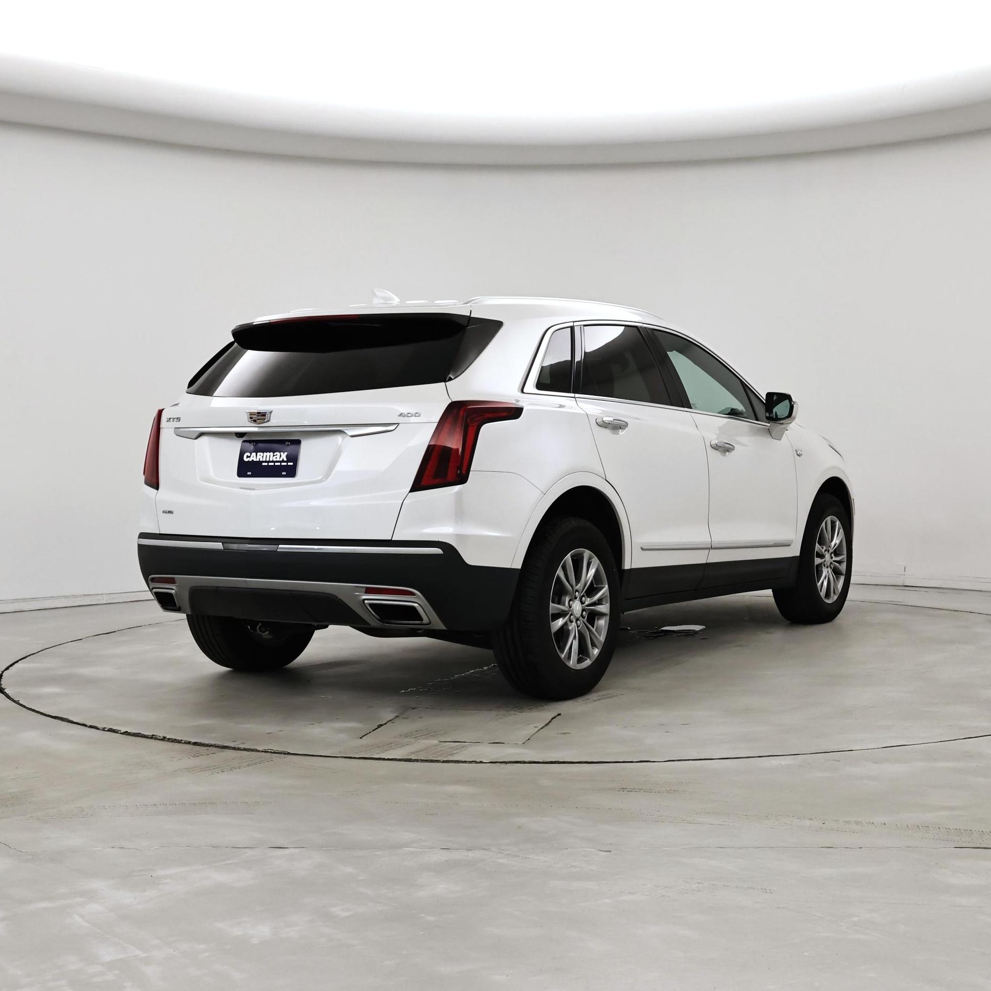 Thumbnail: 2022 Cadillac XT5 - 8