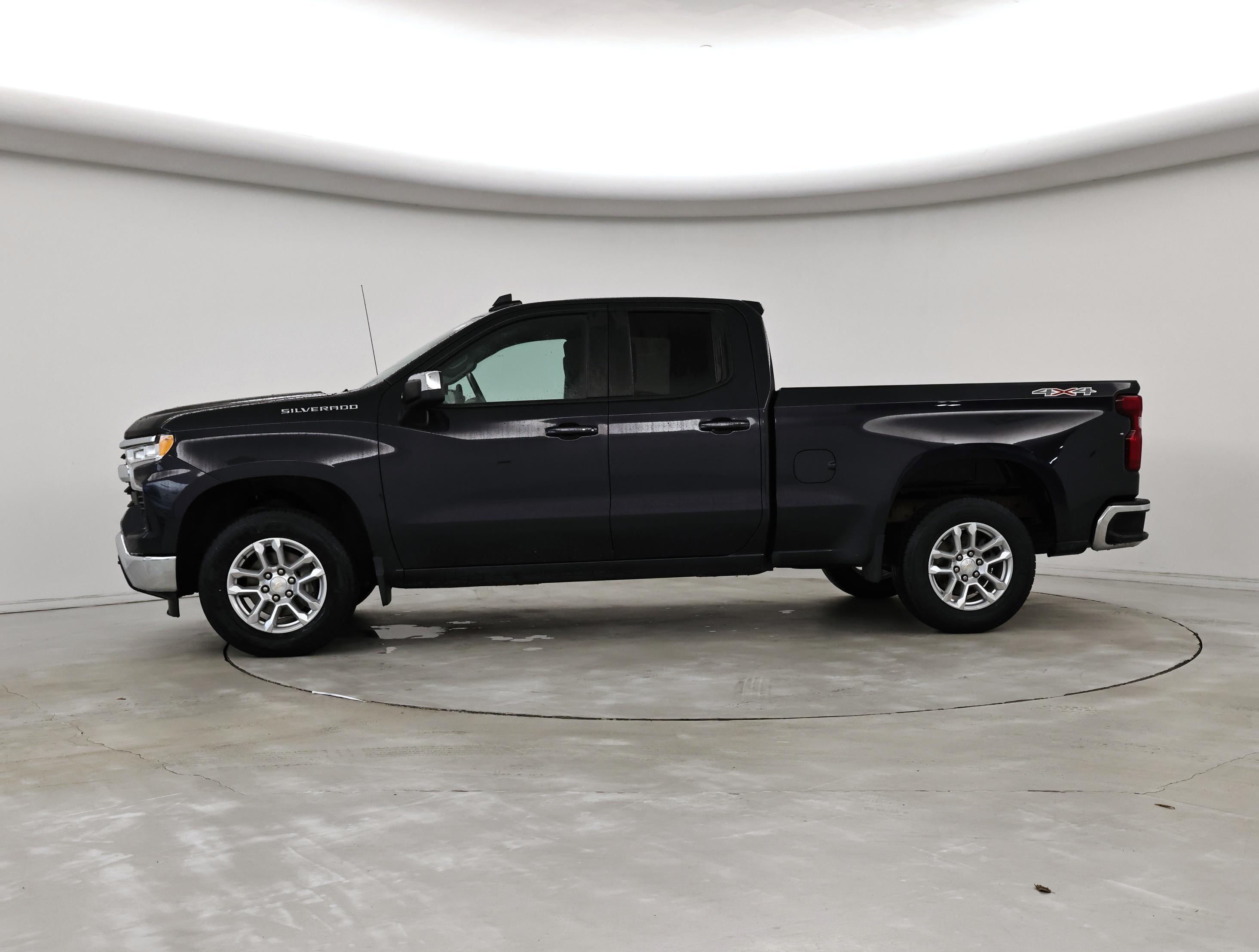Thumbnail: 2022 Chevrolet Silverado 1500 - 3