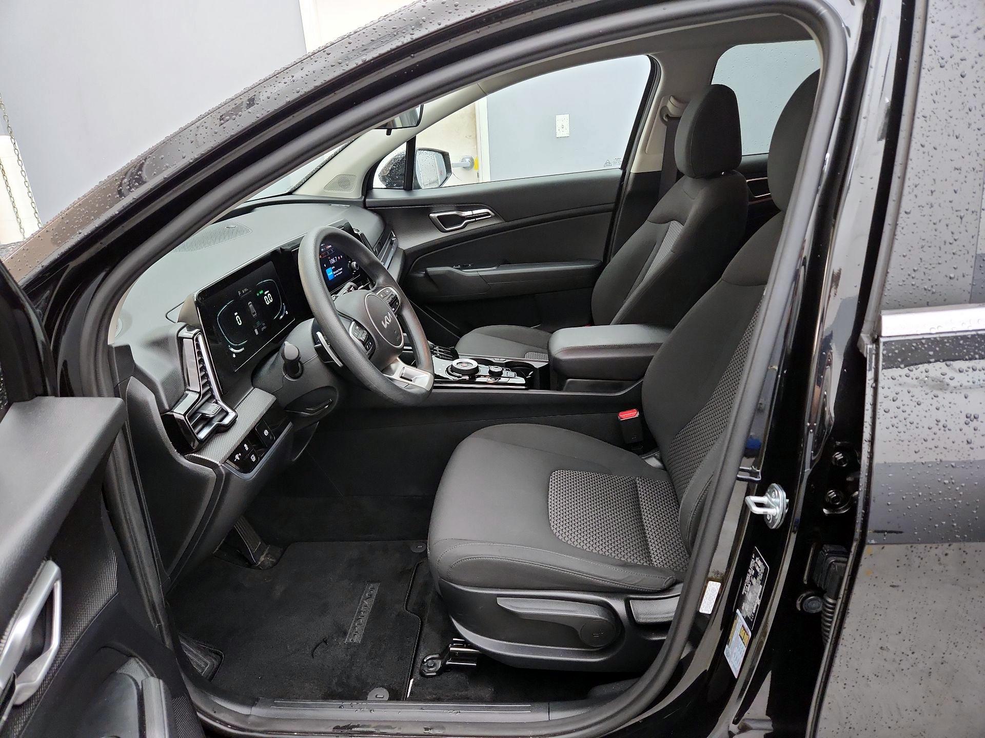 Thumbnail: 2023 Kia Sportage - 11