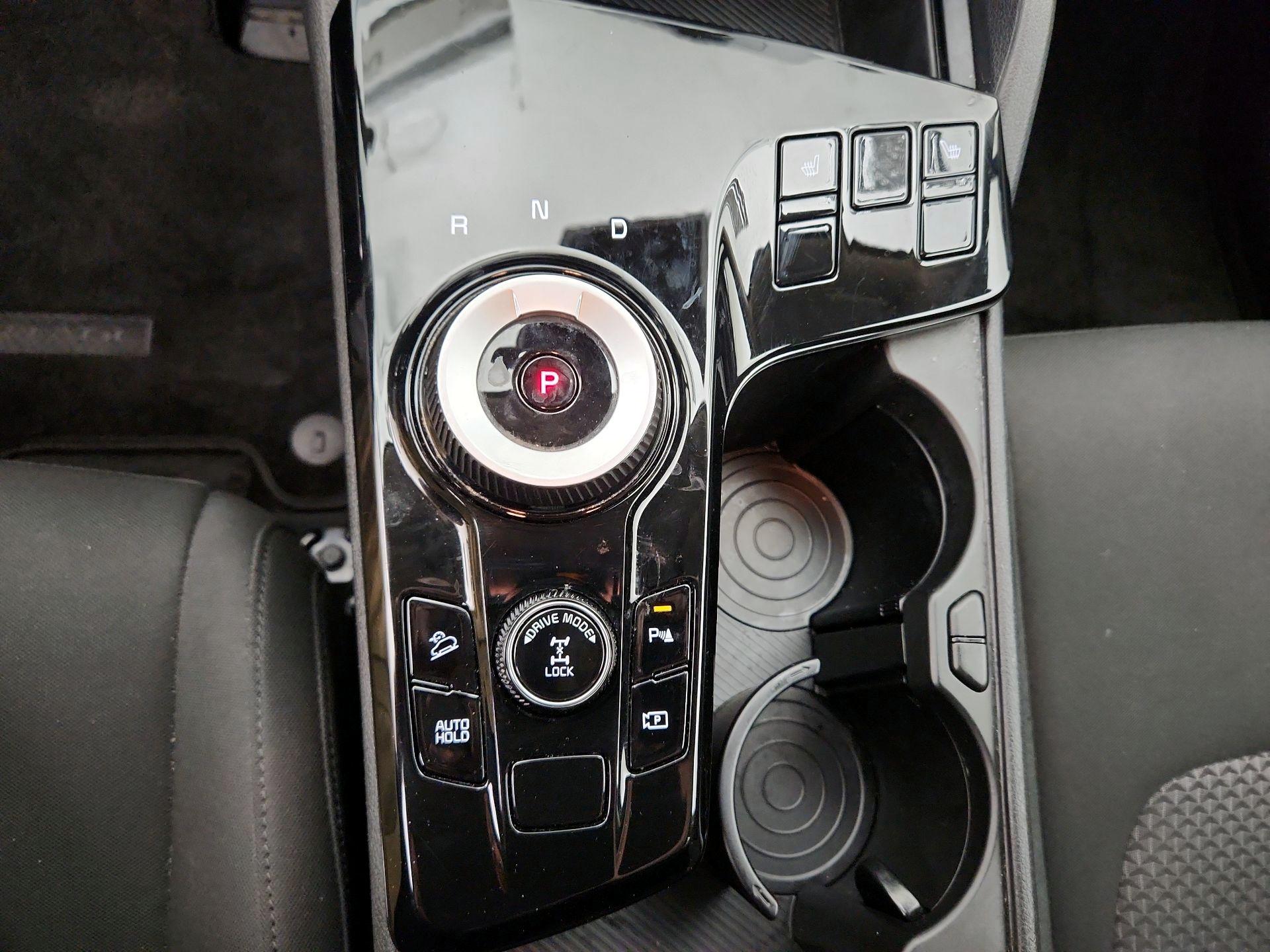 Thumbnail: 2023 Kia Sportage - 17