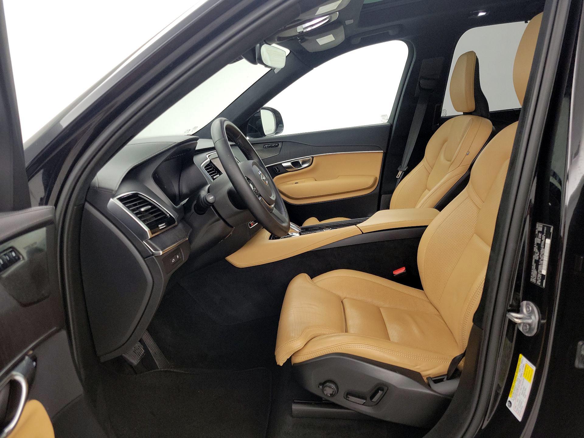Thumbnail: 2023 Volvo XC90 - 11