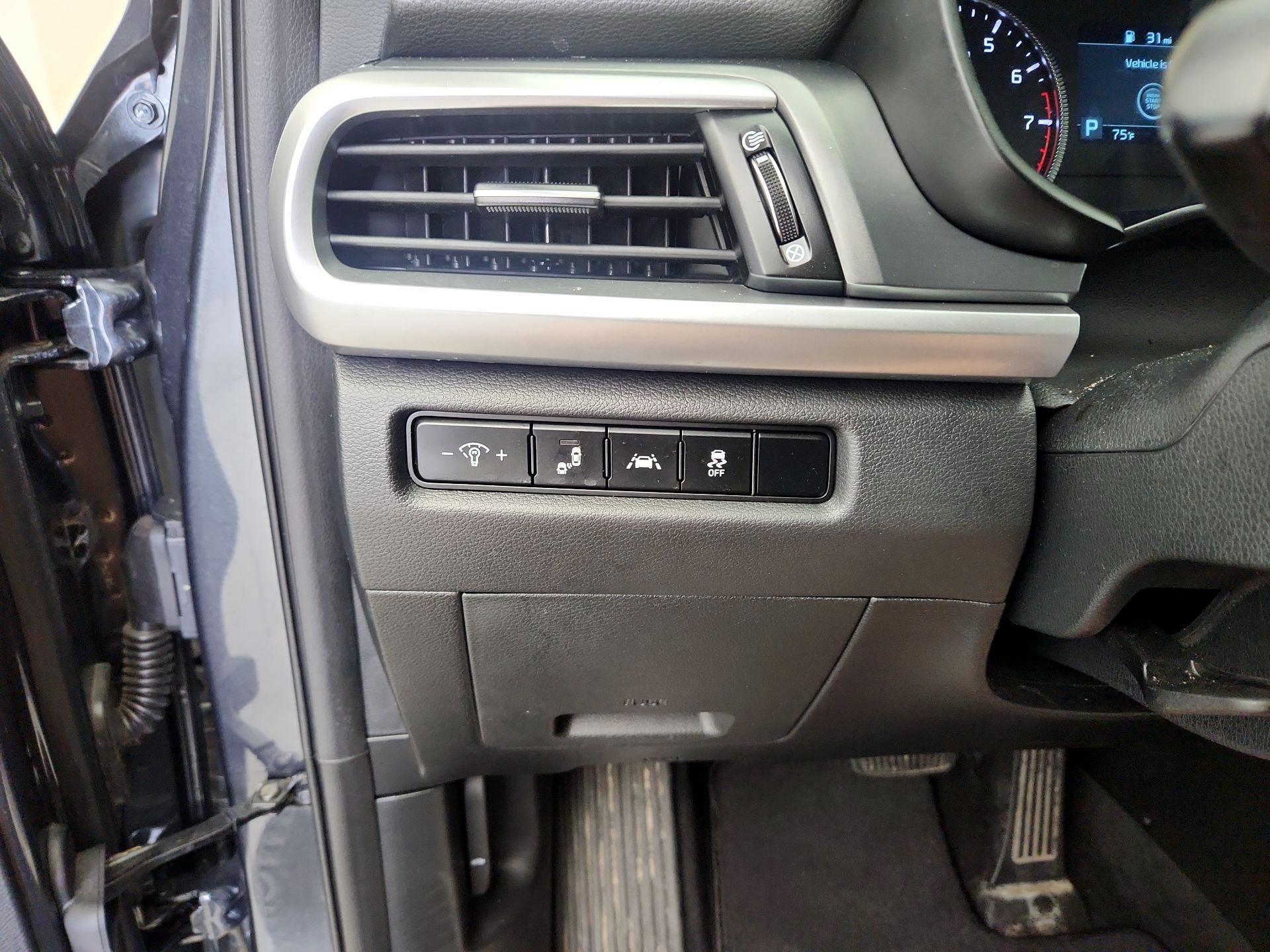 Thumbnail: 2021 Kia Telluride - 13