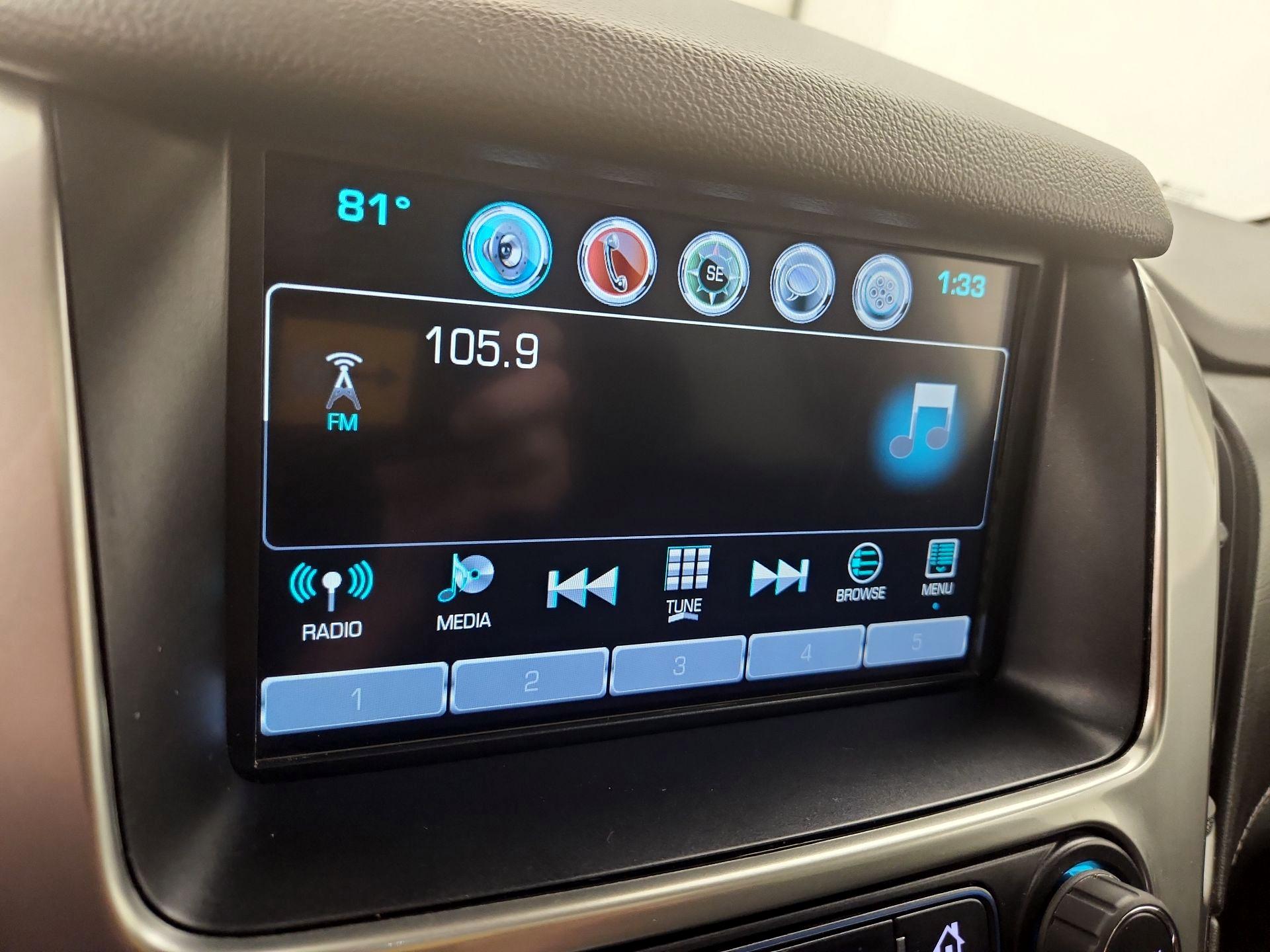Thumbnail: 2020 Chevrolet Suburban - 16